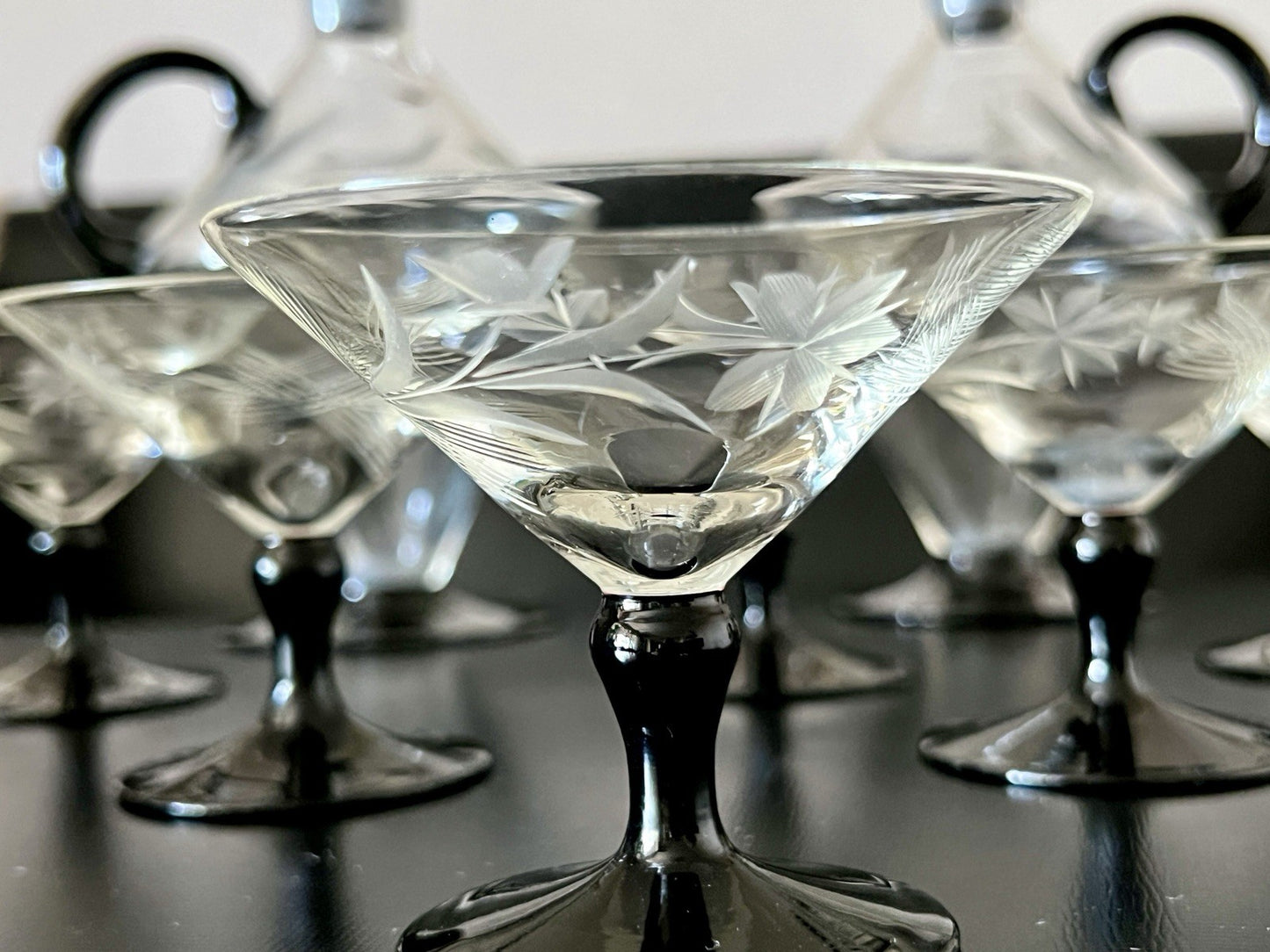 Antik Art Déco Likör 2x Karaffe & 6 Gläser Likörschalen Glas schwarz Stiel
