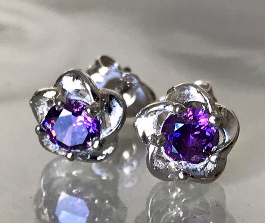 Ohrstecker Ohrringe Silber 925 Amethyst ? geschliffen Schöne Fassung