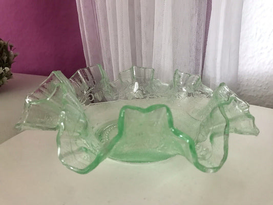 Antik Jugendstil Serviettenrand Pressglas Schale Glas Uranglas grün