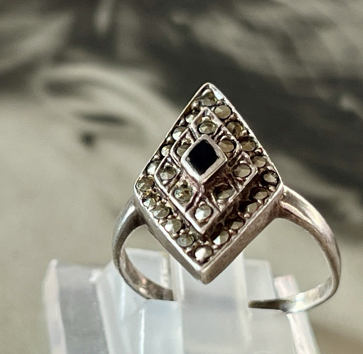 Antik Art Déco Edel Onyx Markasite DAMEN RING Silber 925 Gr.55