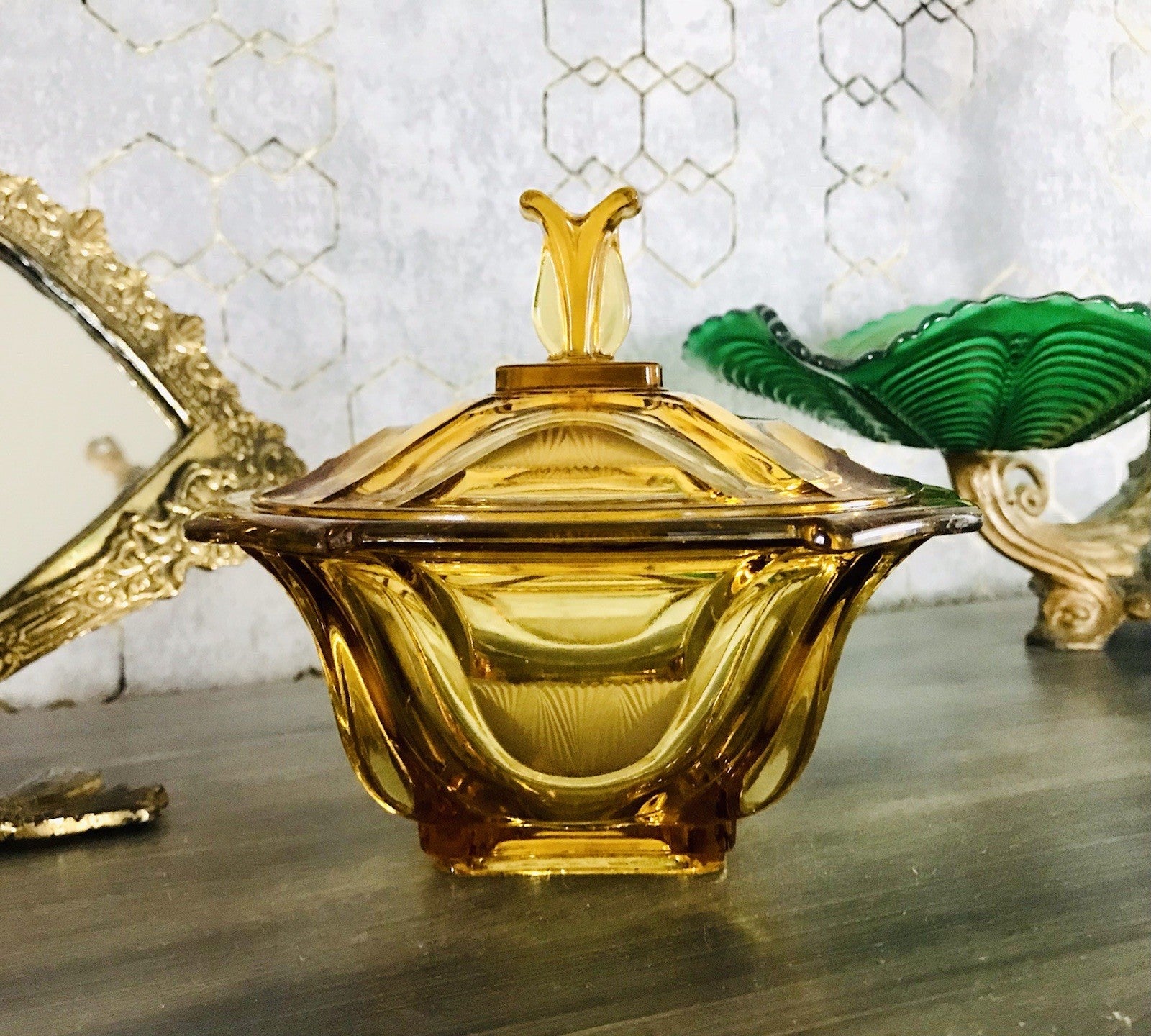 Antik Art Déco Dose Glasdose Pressglas Bernstein Gelb Amber