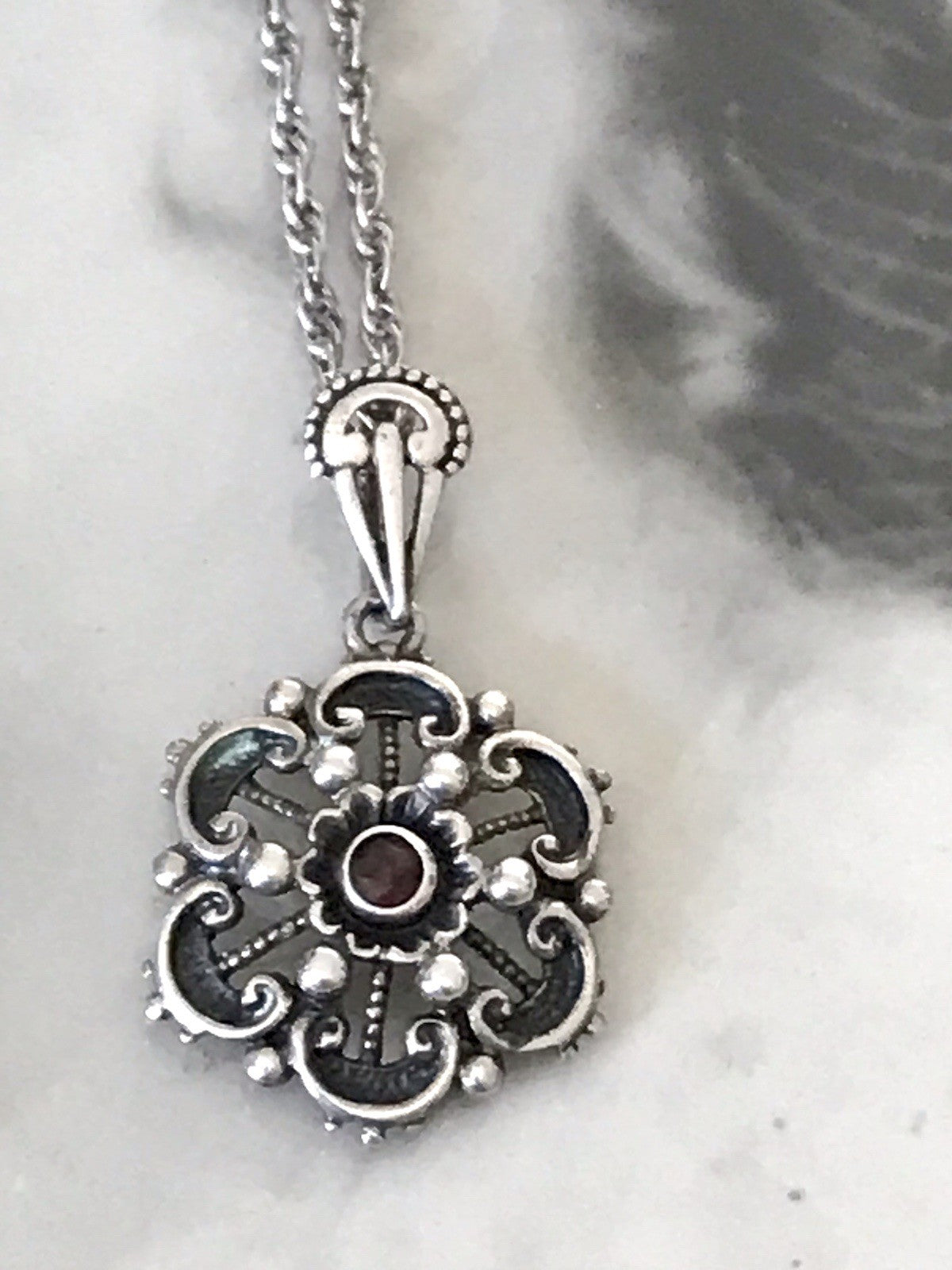 Antik ? Vintage Edel Halskette 925 Anhänger Kettenanhänger Silber 835 Rubin?