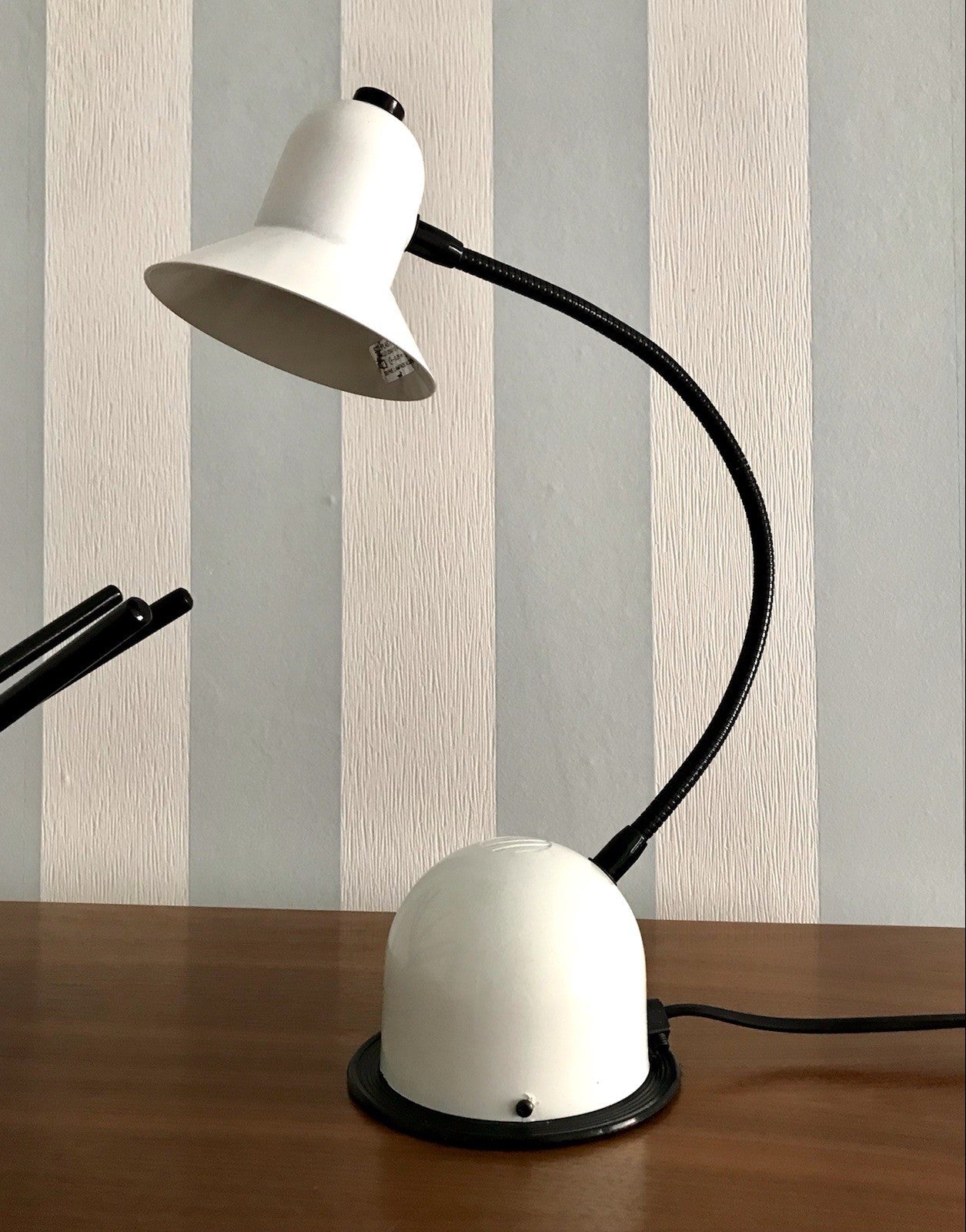 Vintage 70er Gelenkarm Tischleuchte Lampe Leuchte Stilplast Italy schwarz weiß