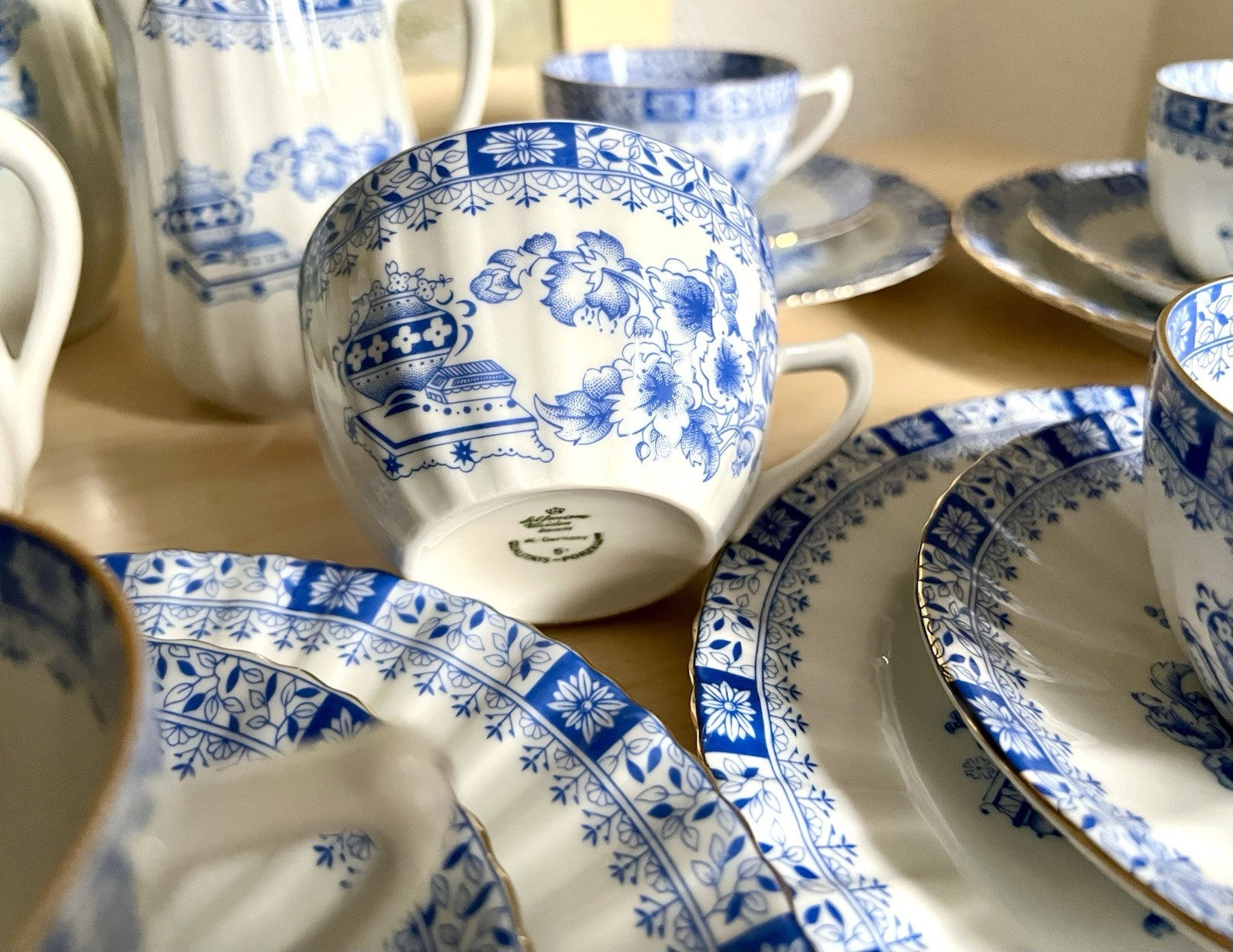 Edel Vintage Porzellan Kaffeeservice 12 Pers. Seltmann Weiden &andere China blau