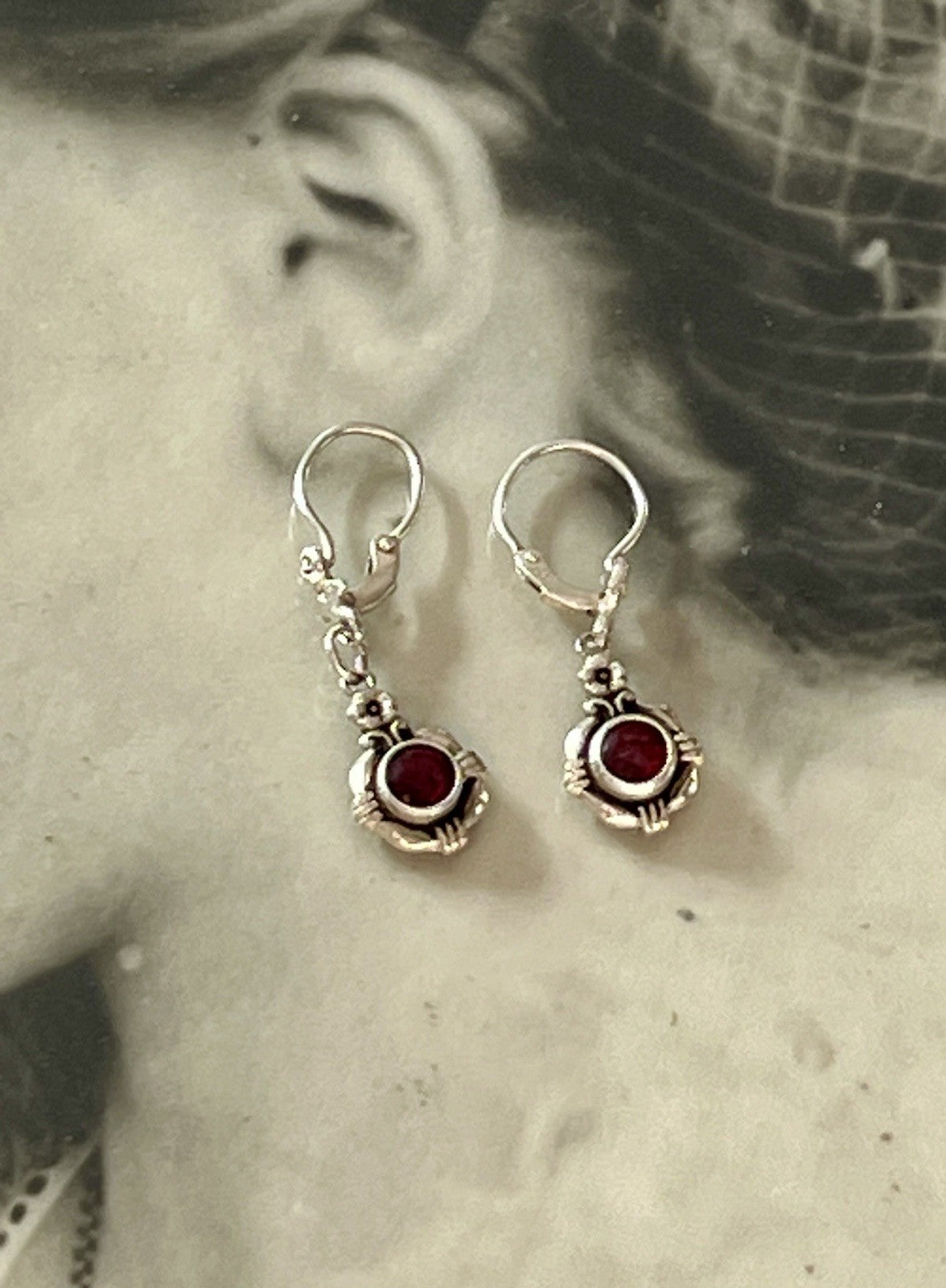 Antik Art Déco Edel Ohrhänger Ohrringe DAMEN Silber 800 rote Steine