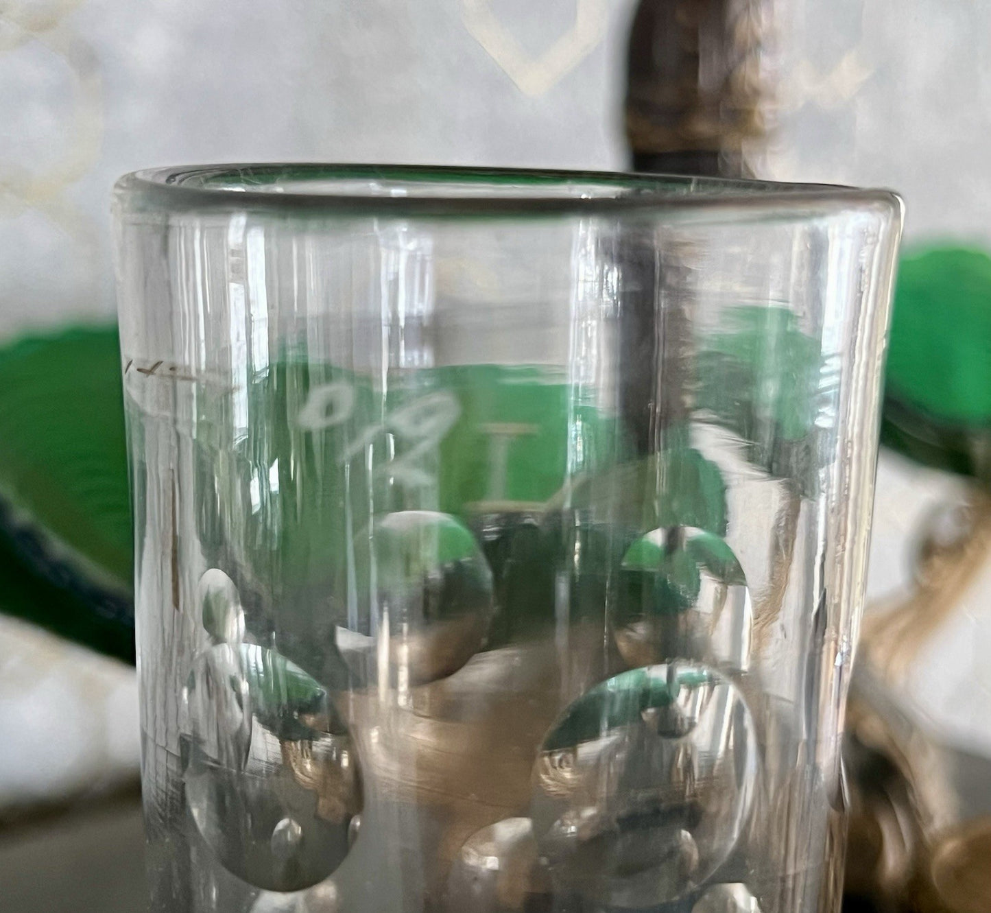 Antik ~1870 2 hohe Becher Gläser Glas Schälschliff  Oliven Eichstrich Dubben?