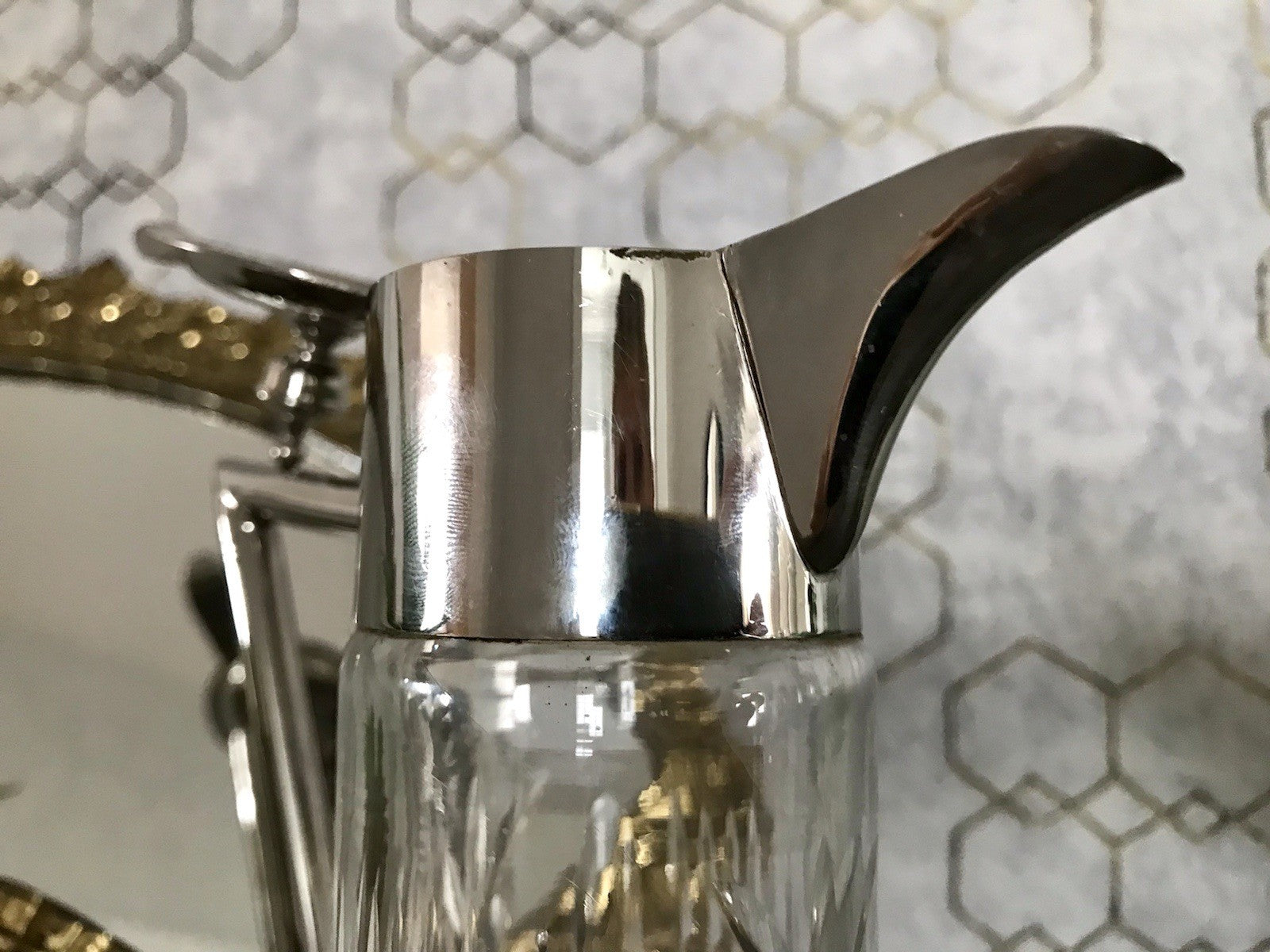 Antik Karaffe Dekanter Metallmontur versilbert? Kristallglas Schliff Edel!