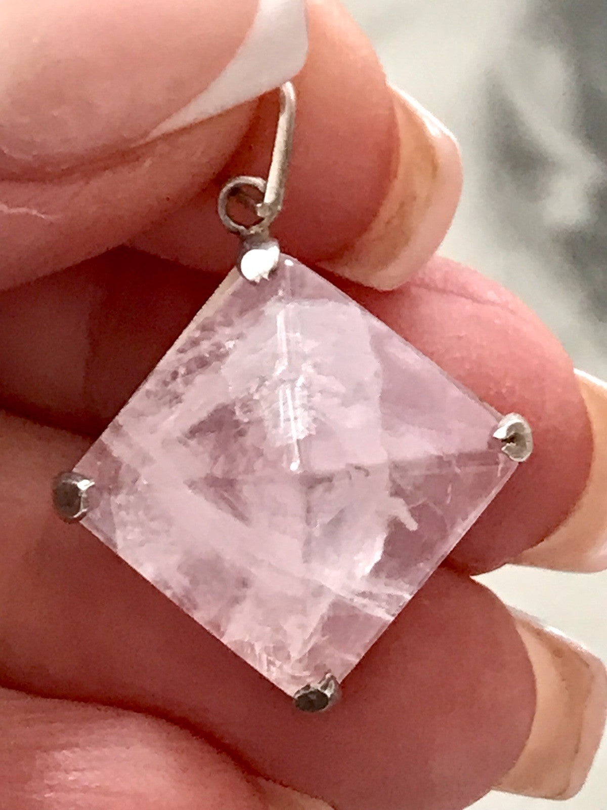 Anhänger Silber Halskette Anhänger Rosenquarz Pyramide Herzaktivierer