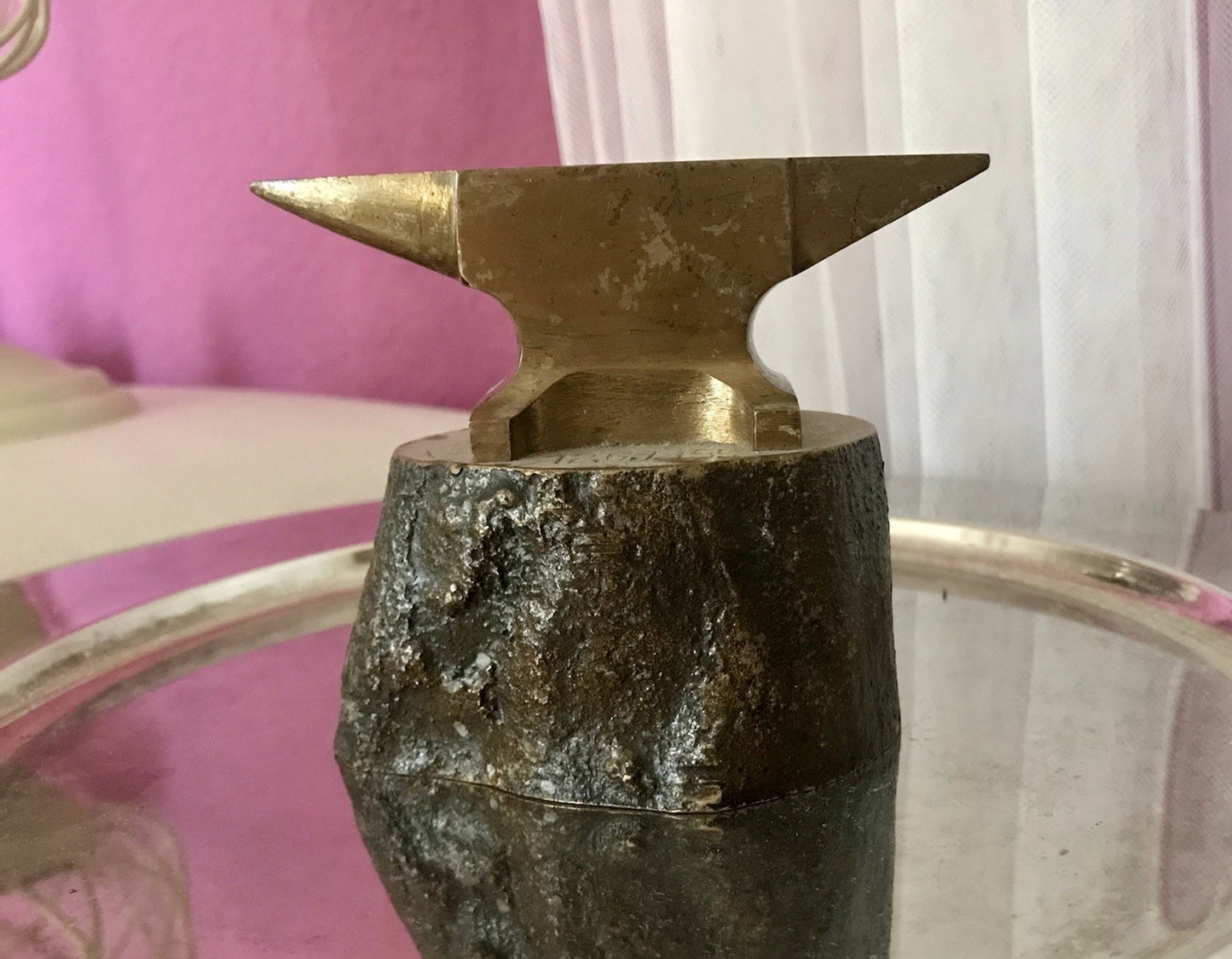 Vintage Mini Amboss Siemag Goldschmied Uhrmacher auf Sockel Brutalist Siegen