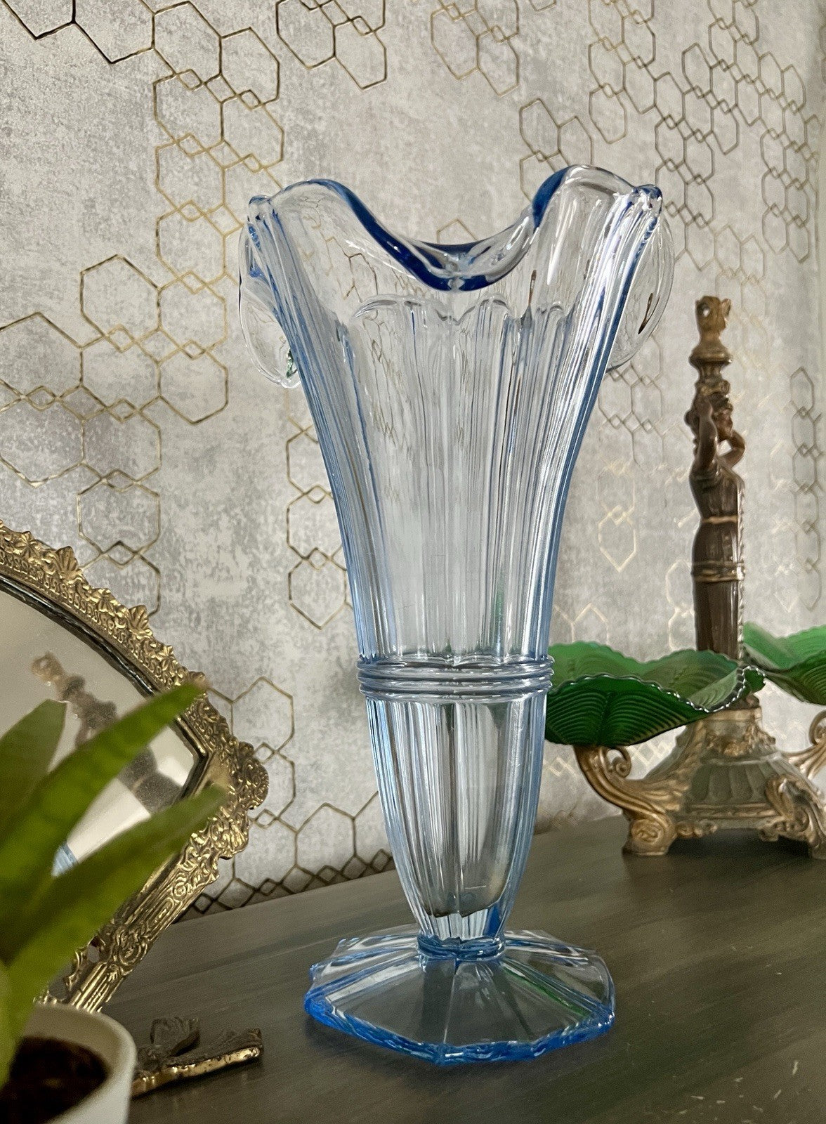 Antik Art Déco 1 GROẞ Bernsdorf Vase Glasvase Pressglas blau Glas RAR! asymmetr.