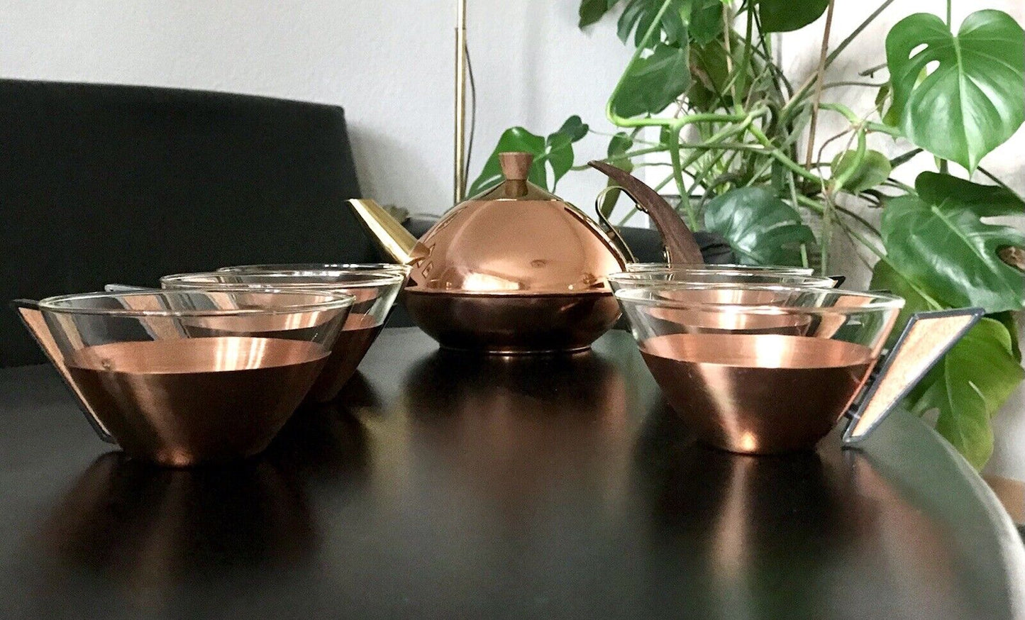 Vintage 60er 6x Teeglashalter mit Glaseinsätzen & Kanne Kupfer Teak