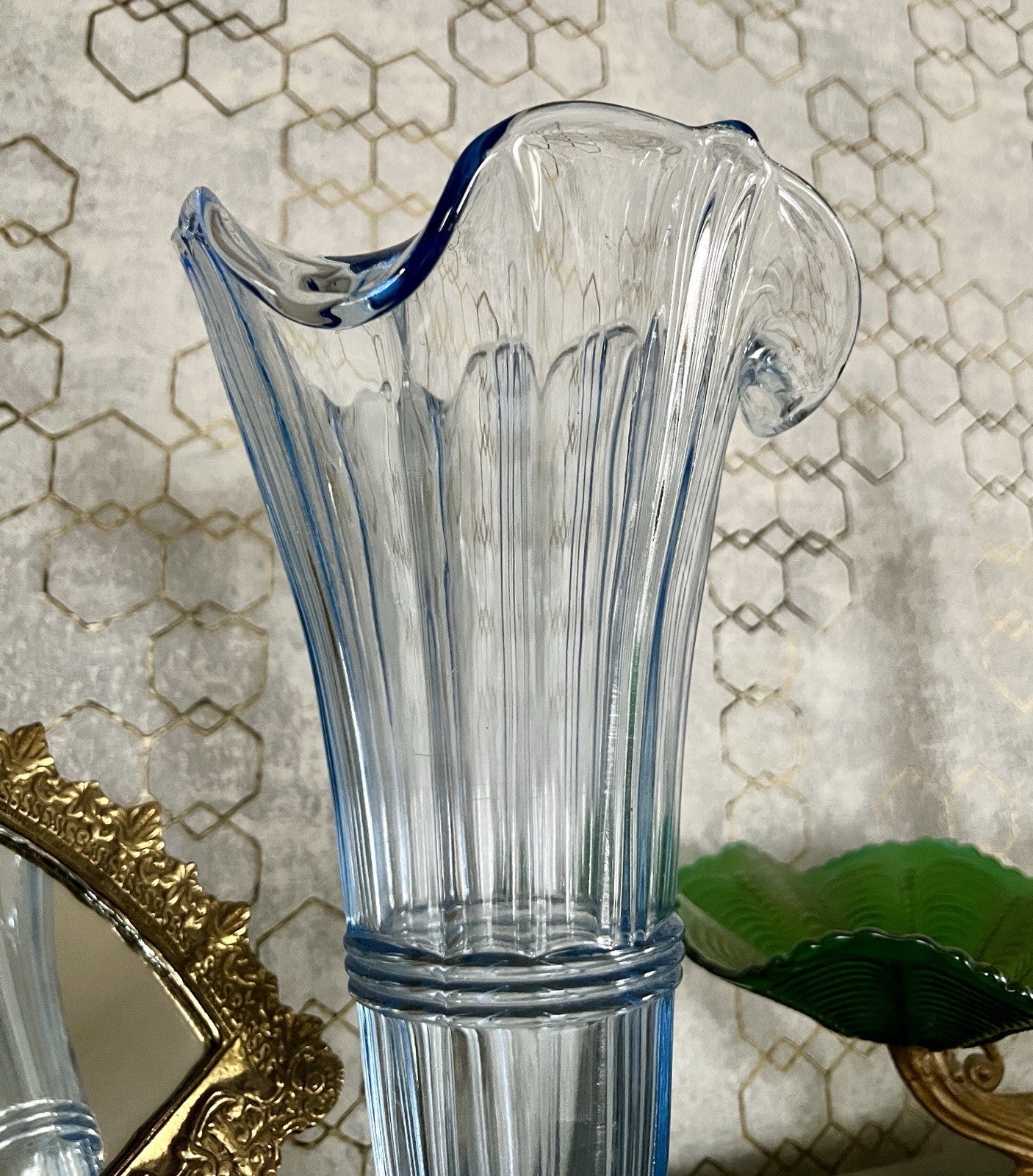 Antik Art Déco 1 GROẞ Bernsdorf Vase Glasvase Pressglas blau Glas RAR! asymmetr.