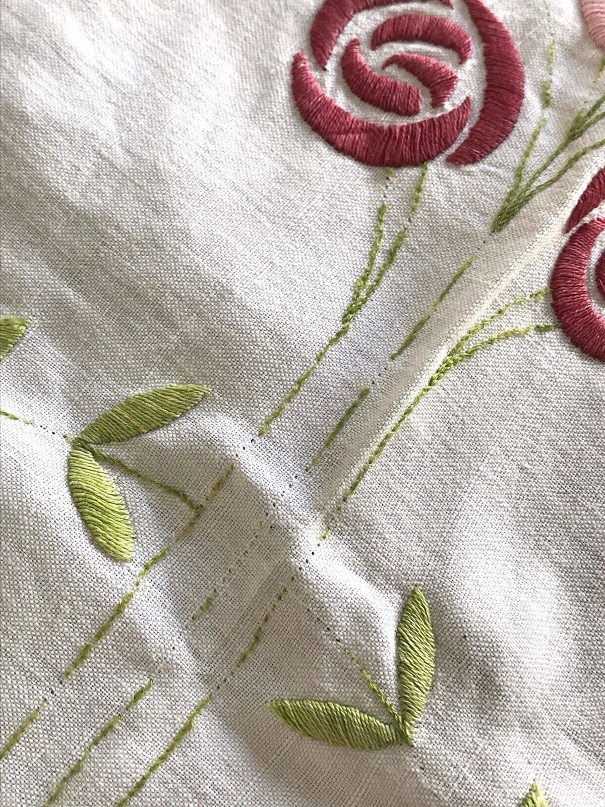 Antik Leinen Jugendstil Tischdecke natur bunt Rosen Stickerei 136 cm x 205 cm