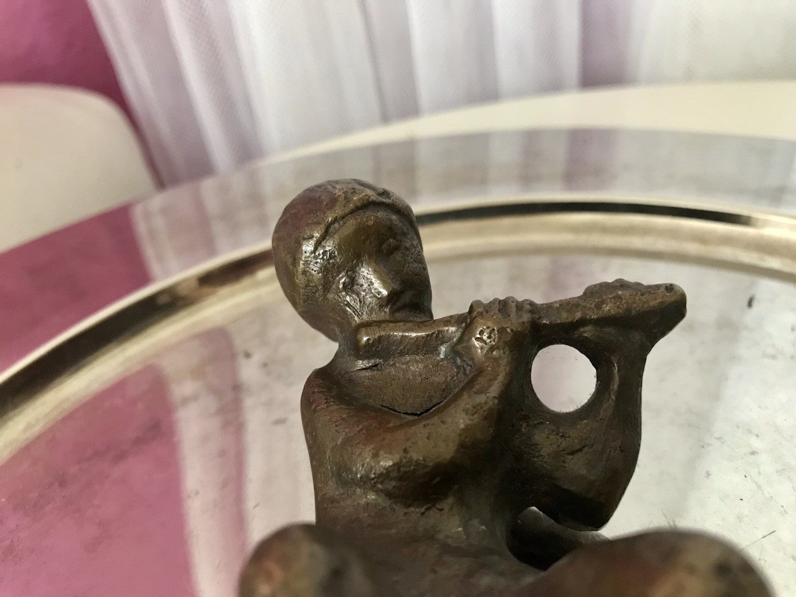 Vintage Bronze Figur Kind Junge Skulptur Fischedick Junge mit Flöte auf der Bank