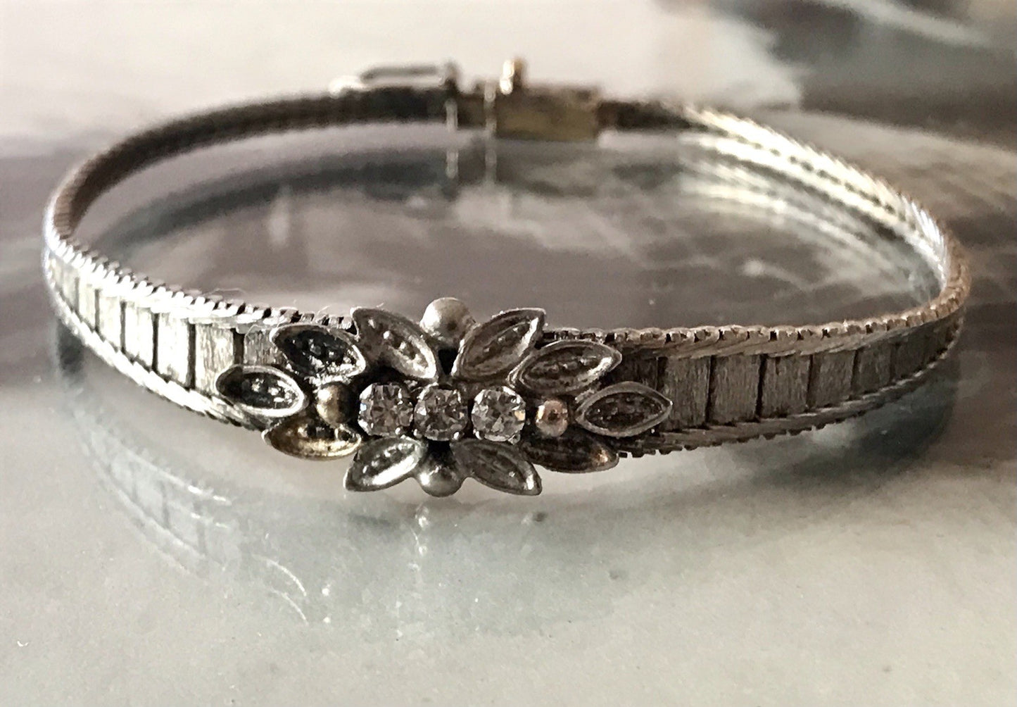 Antik? Vintage Edel DAMEN Armband Silber 925 SUPER Design farblose Steine