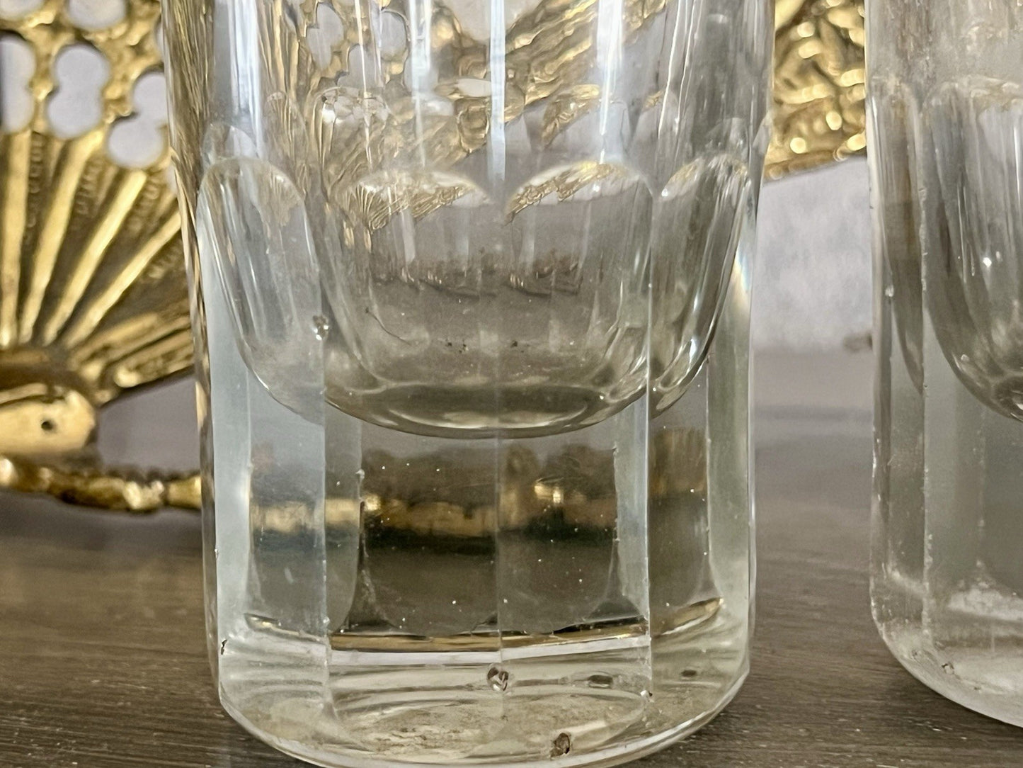 Antik ~1870 2 hohe Becher Gläser Glas Schälschliff  Oliven Eichstrich Dubben?