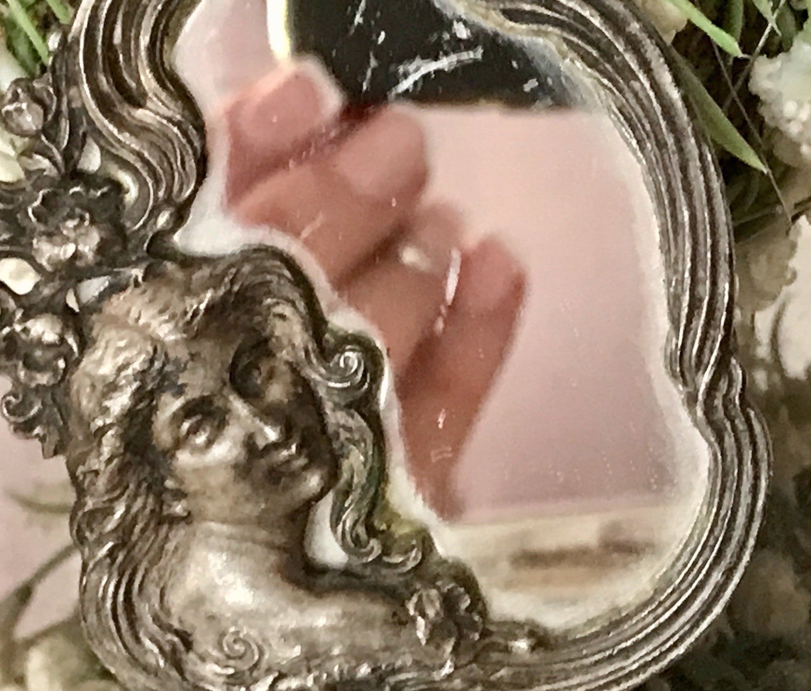 Antik kleiner Taschenspiegel Spiegel versilbert Jugendstil Frau-Büste