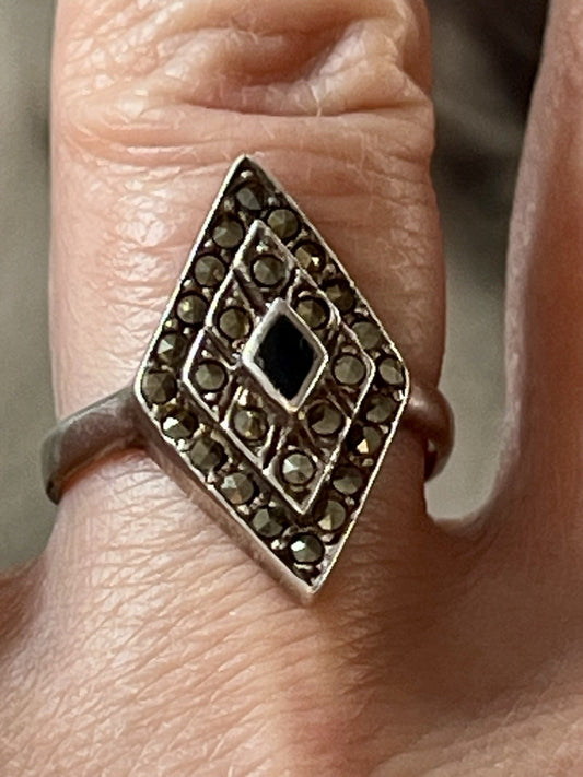 Antik Art Déco Edel Onyx Markasite DAMEN RING Silber 925 Gr.55