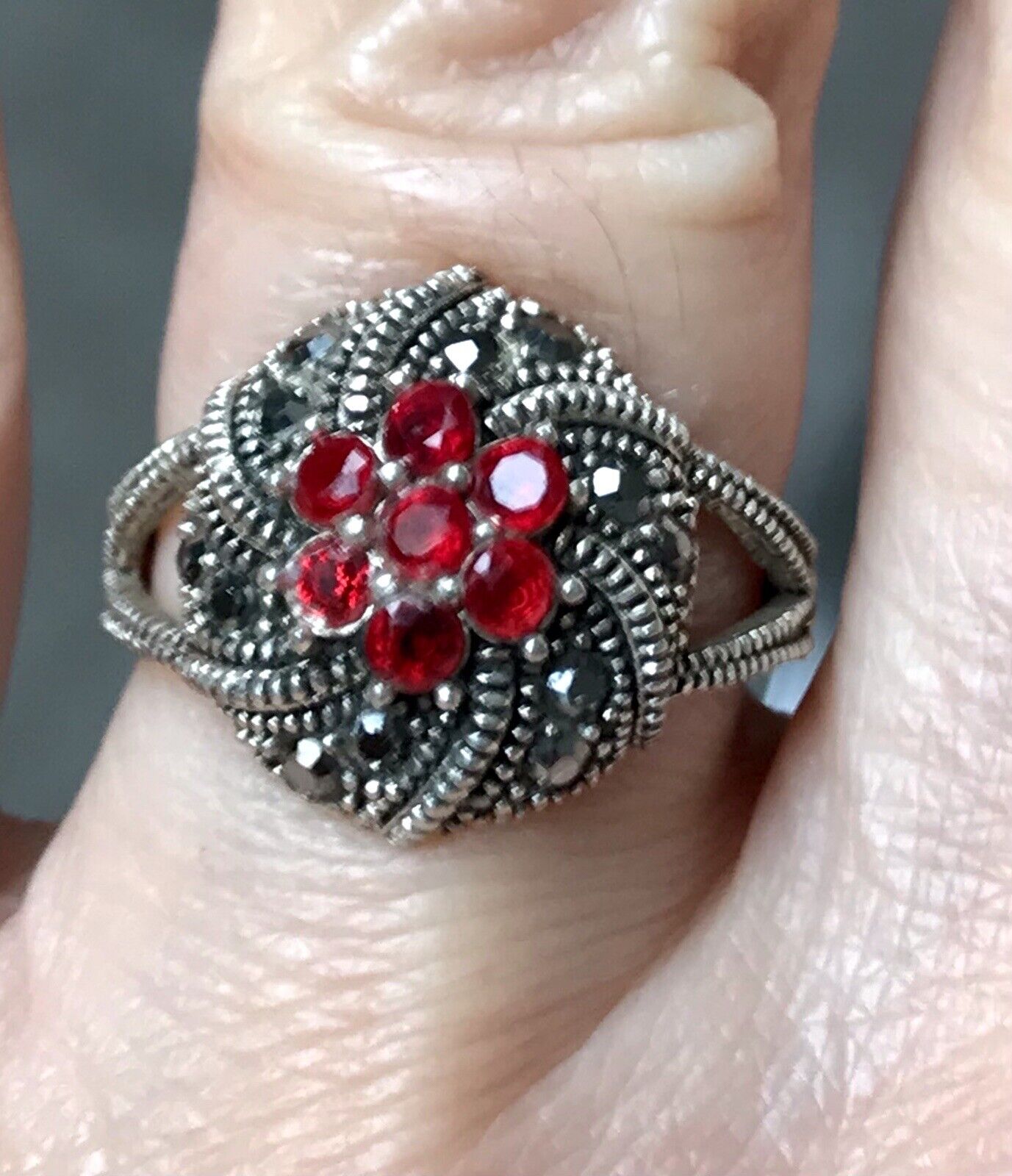 Alt antikisiert Damen Ring Silber 925 SUPER rote Steine Markasite Gr.55