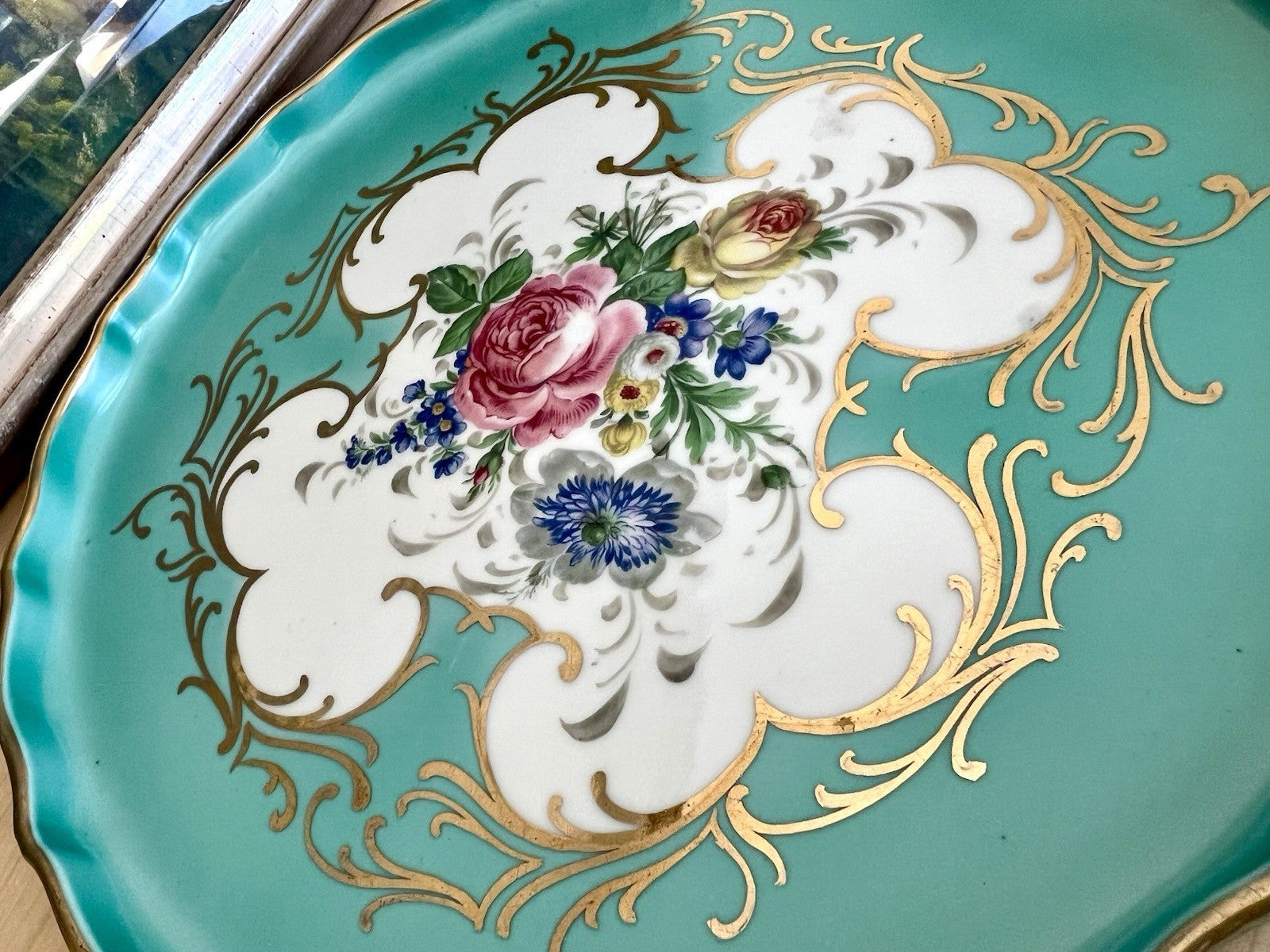 Antik  Alt Porzellan Tablett türkis rund Blumen Golddekor