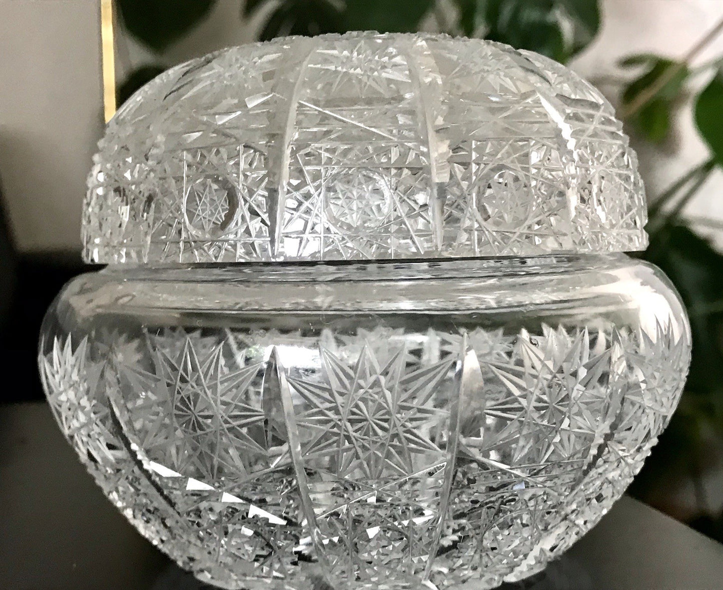Vintage EDEL Glasdose Schale m. Deckel Bonboniere Kristallglas Schliff