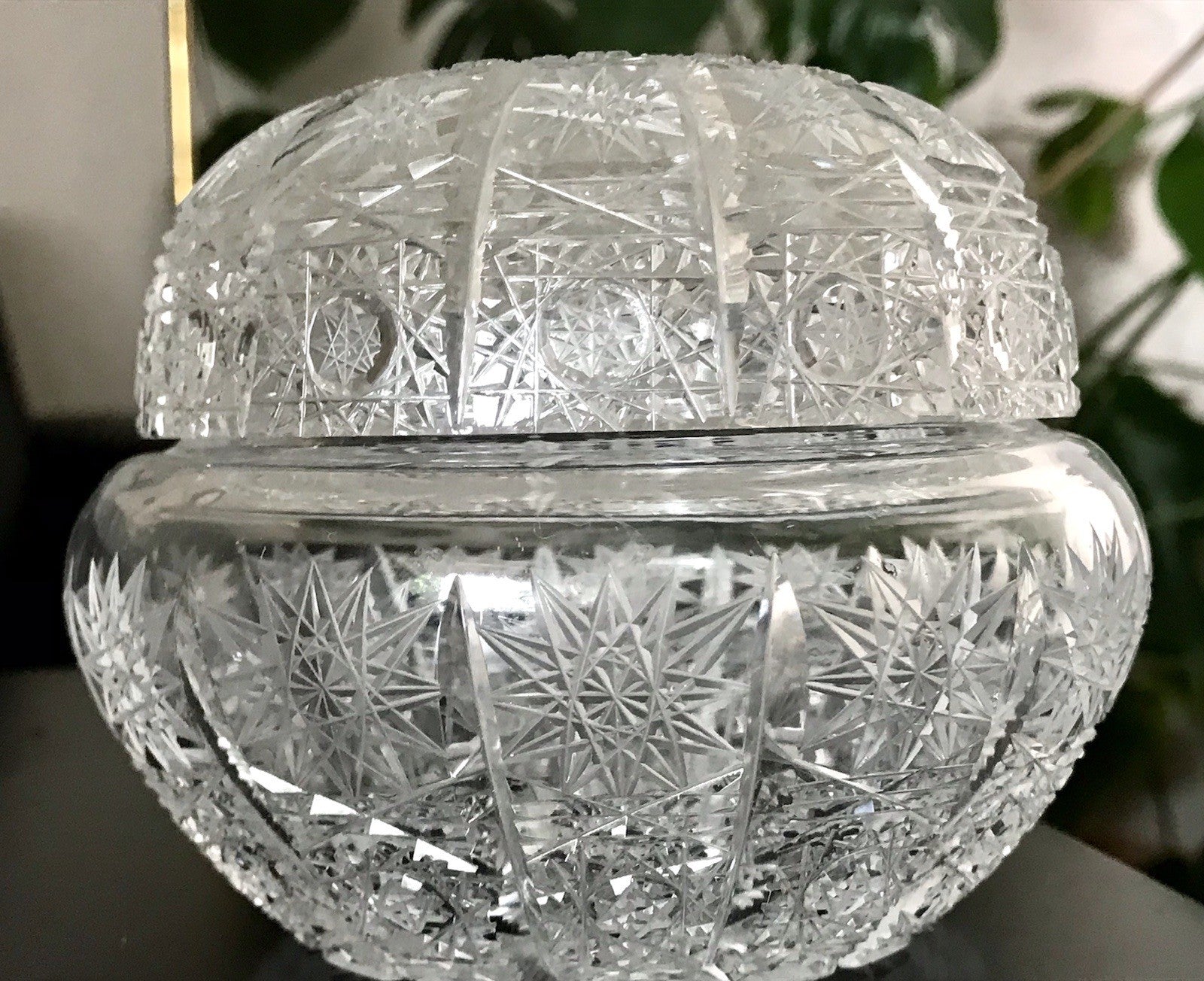 Vintage EDEL Glasdose Schale m. Deckel Bonboniere Kristallglas Schliff