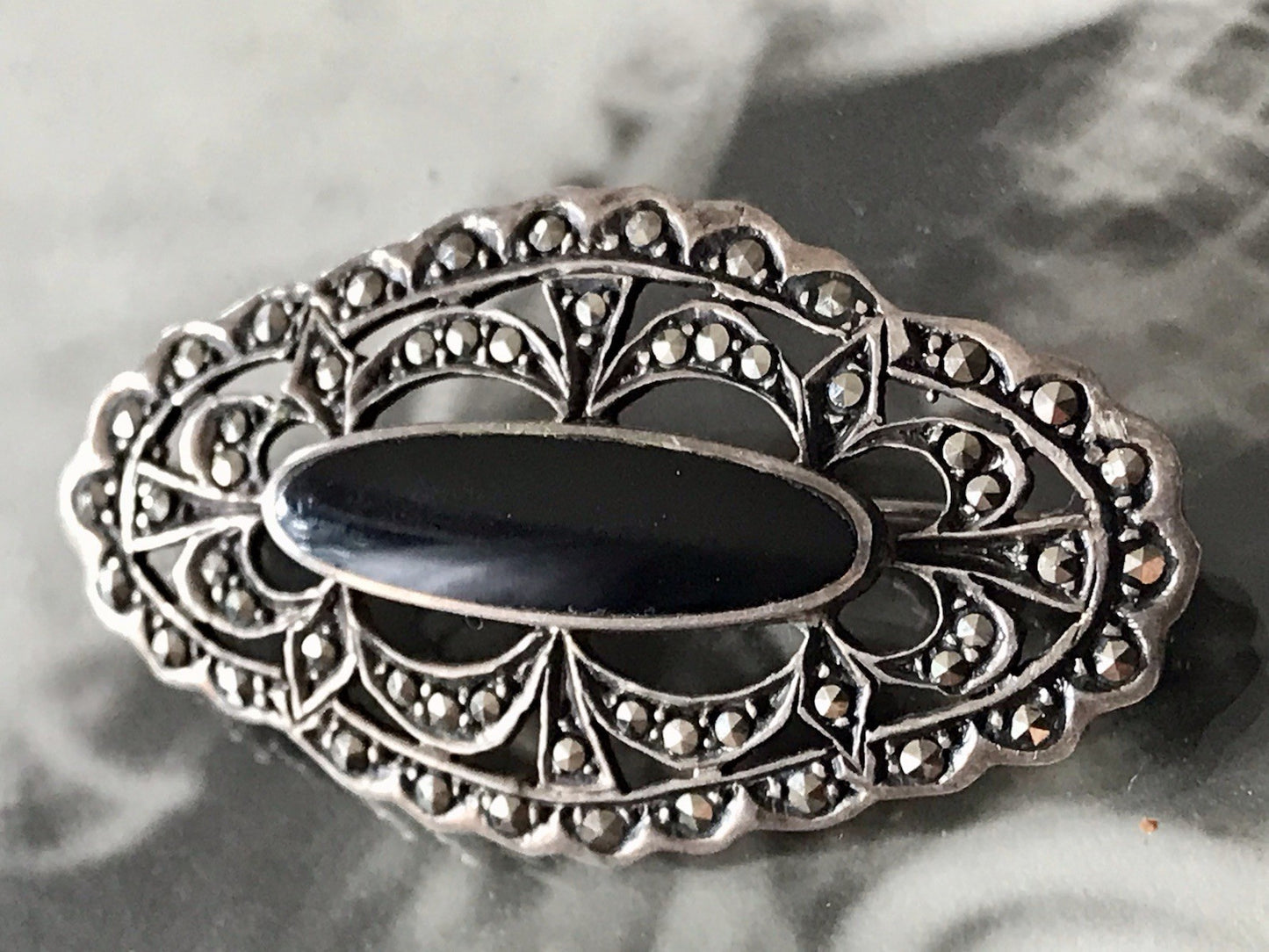 Antik Art Déco Edel Silber 925er Markasiten Onyx Edel Brosche