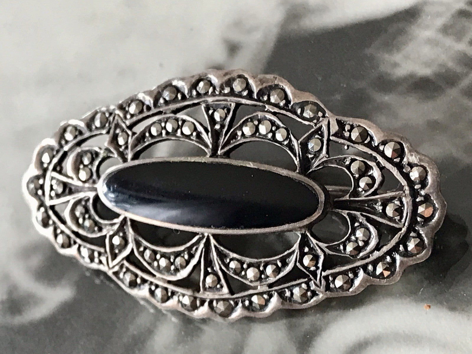 Antik Art Déco Edel Silber 925er Markasiten Onyx Edel Brosche