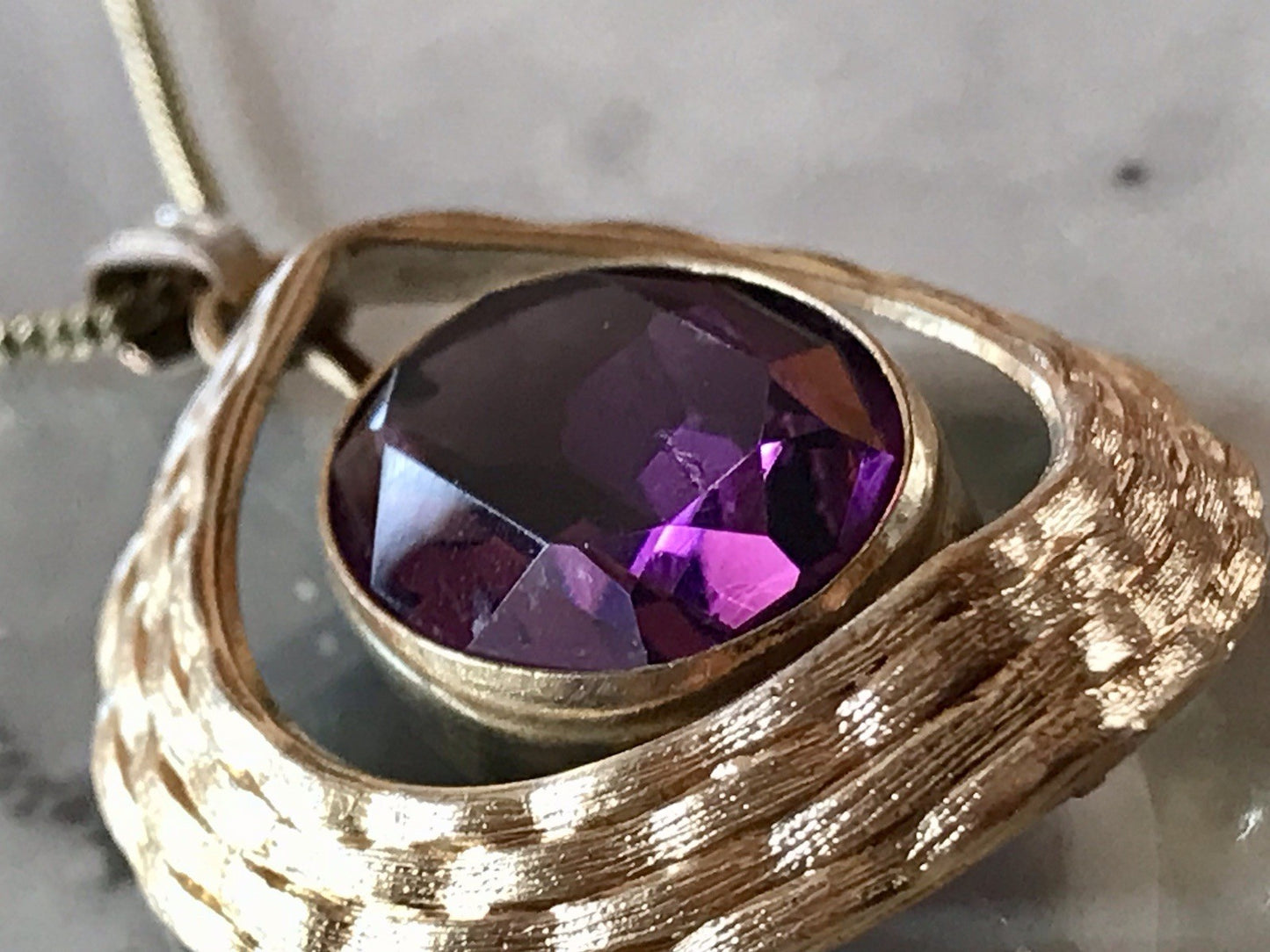 Vintage Designer Anhänger lila Stein Amethyst? Amerik. Doublè vergoldet