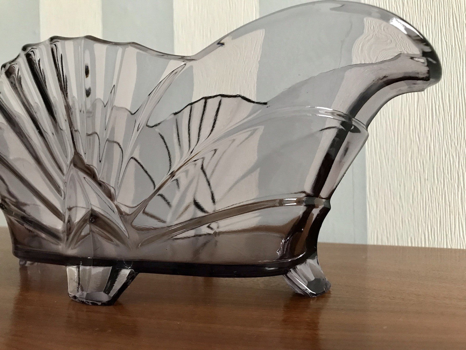 Antik Art Déco lila Pressglas Schale Glas Brockwitz Fruchtschale 1941 Jardiniere