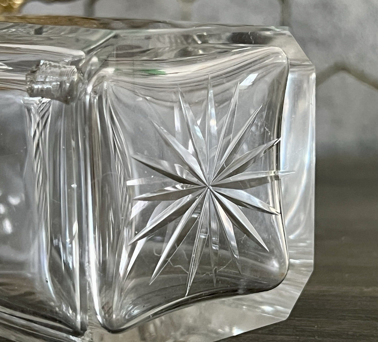 Antik Baccarat 1x Flakon Parfüm kleine Glaskaraffe Schnitt Bleikristall