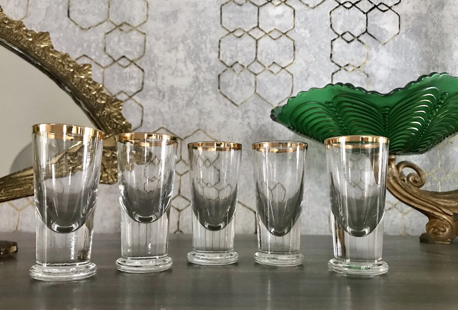 Antik 5 Pinnchen Schnapsgläser Golddekor Glas Biedermeier Likörgläser
