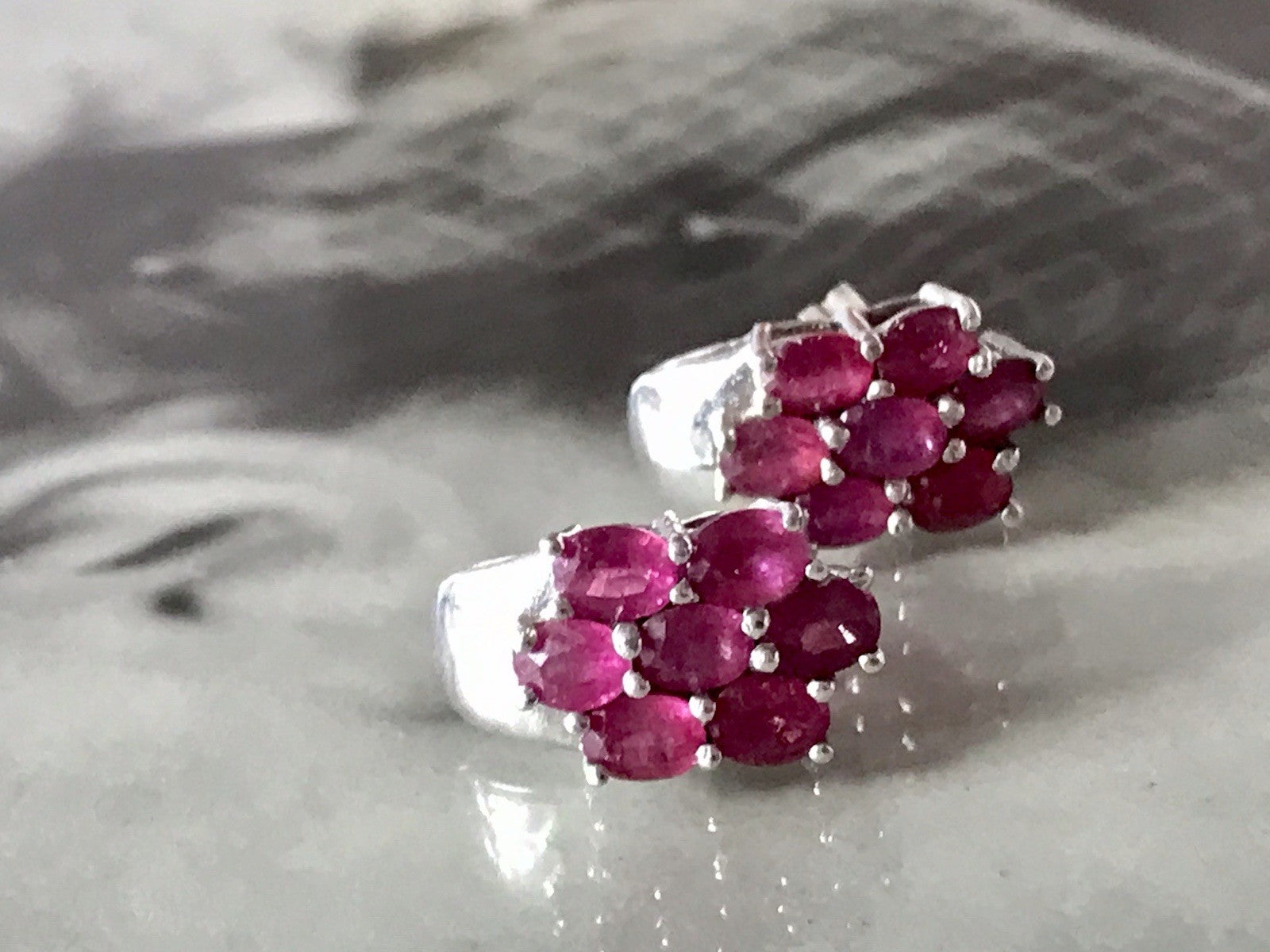 Vintage Ohrringe 925 Silber rubinrote Steine Rubine?