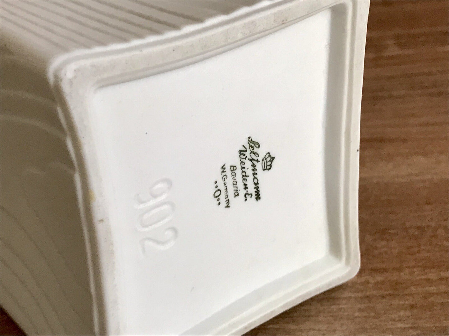 Vintage 60er Bisquit Porzellan Vase OpArt Seltmann Bavaria Holstruktur weiß