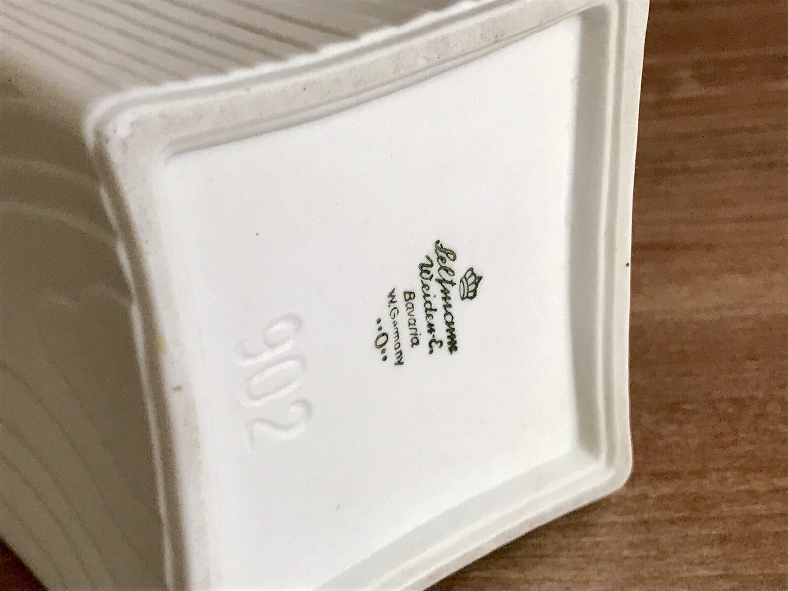 Vintage 60er Bisquit Porzellan Vase OpArt Seltmann Bavaria Holstruktur weiß