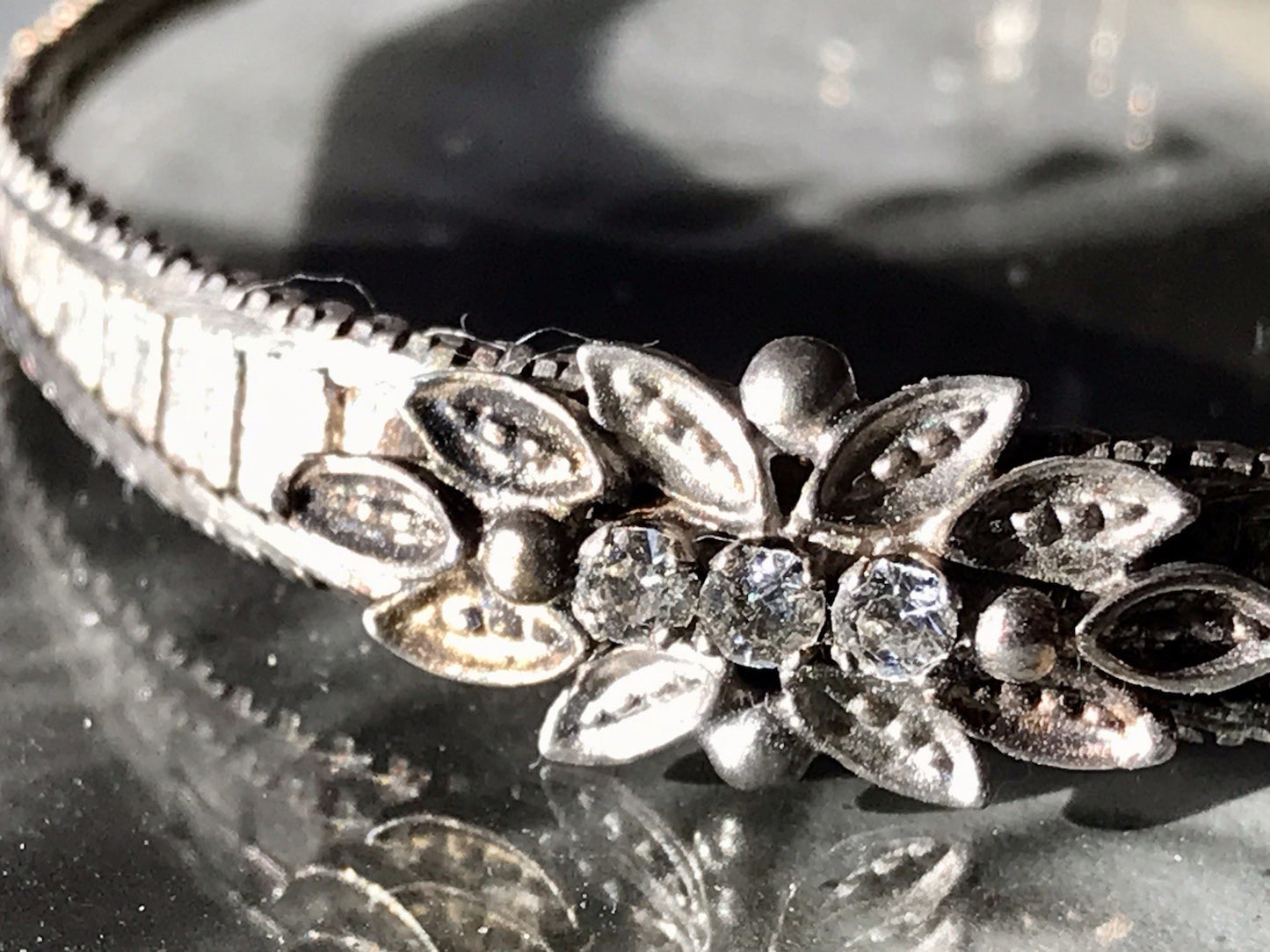Antik? Vintage Edel DAMEN Armband Silber 925 SUPER Design farblose Steine