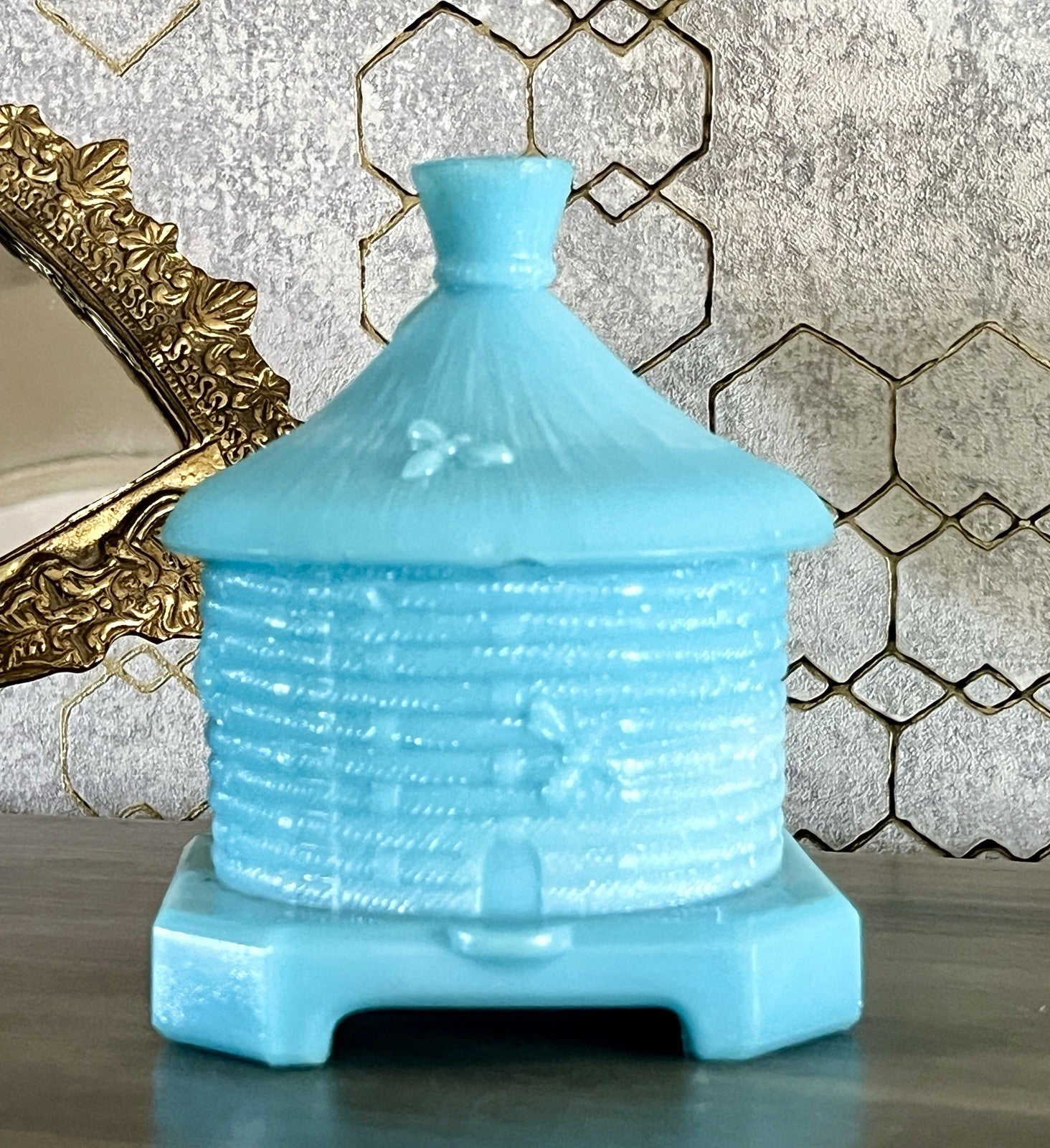Antik Portieux 1900 Bienenstock Glasdose Dose Opalglas Deckeldose blau Pressglas
