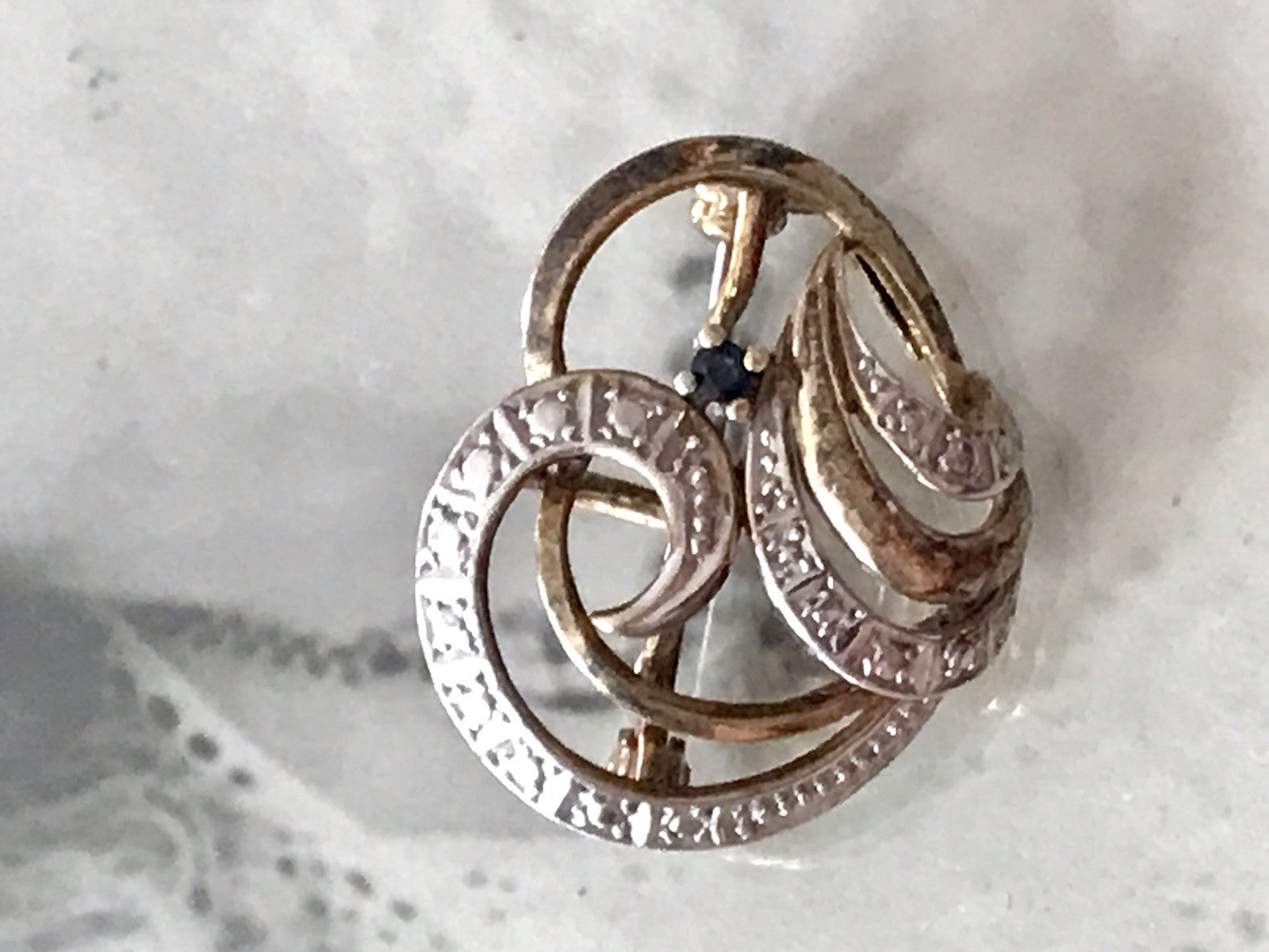 Vintage TeKa Designer Anhänger Brosche Amerik. Doublè vergoldet blauer Stein