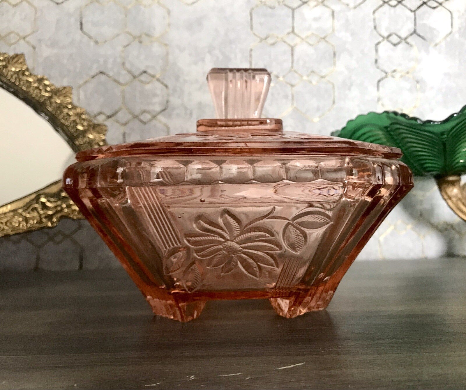 Antik Art Déco Dose Deckeldose Zierdose Pressglas Rosalin rosa Glas