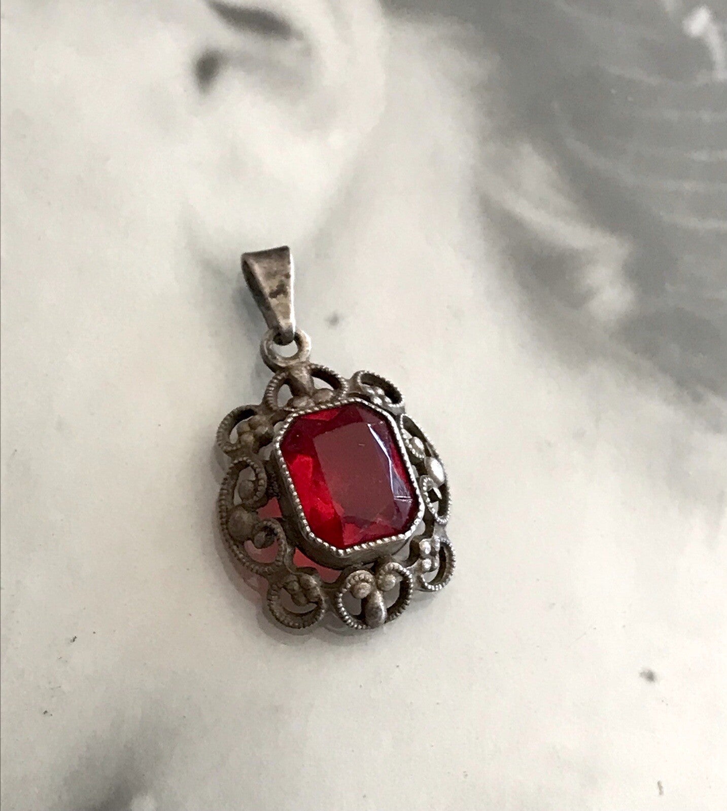 Antik Jugendstil Art Déco Edel Anhänger 835 Silber SUPER Design roter Stein