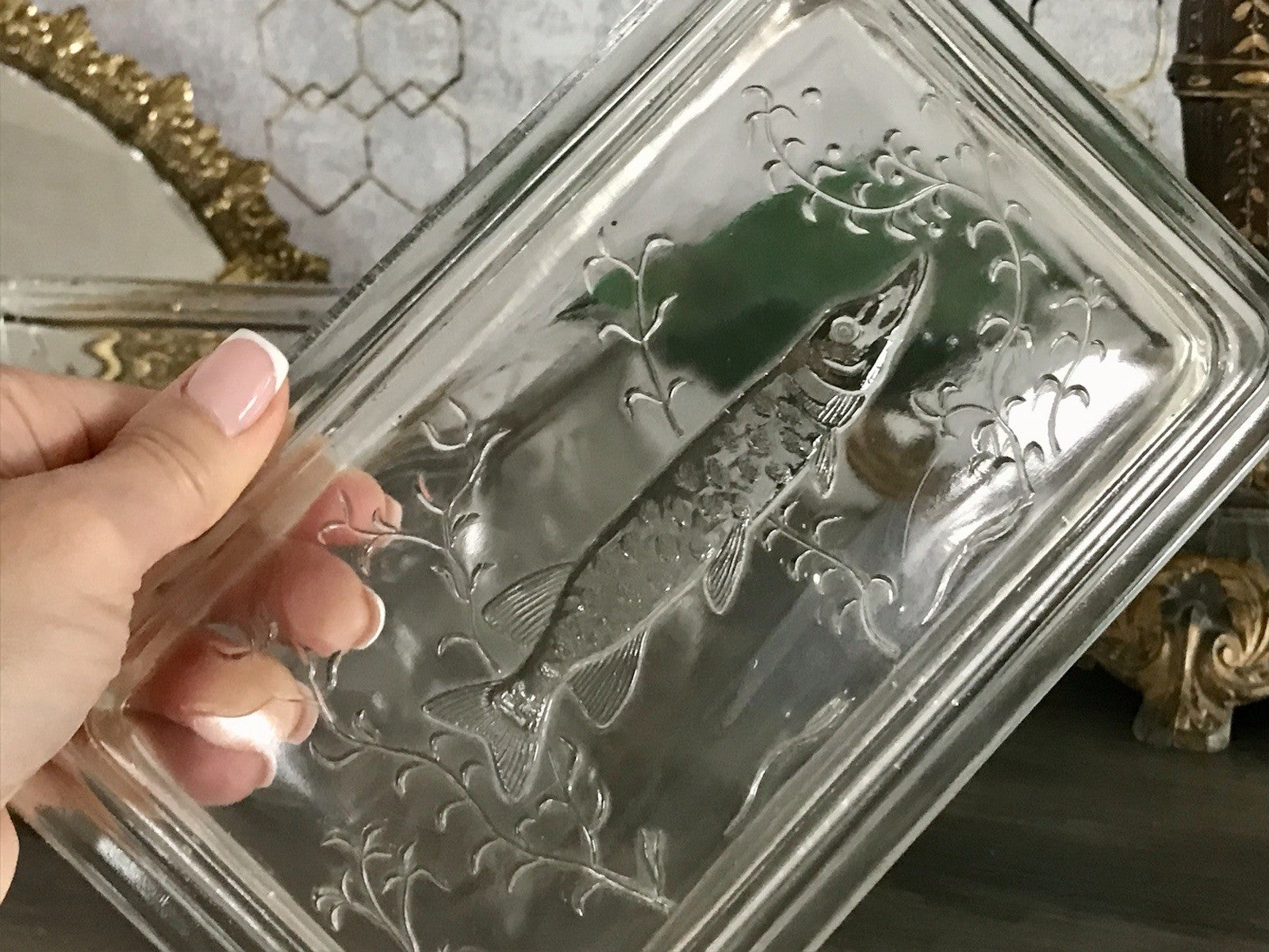 Antik Art Déco Deckeldose Dose Glasdose Pressglas Haribo Lakritze Fischmuster