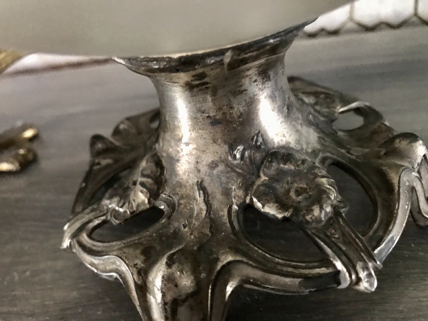 Antik Legras Karaffe Dekanter Schankkrug Glas versilbert Montur bemalt