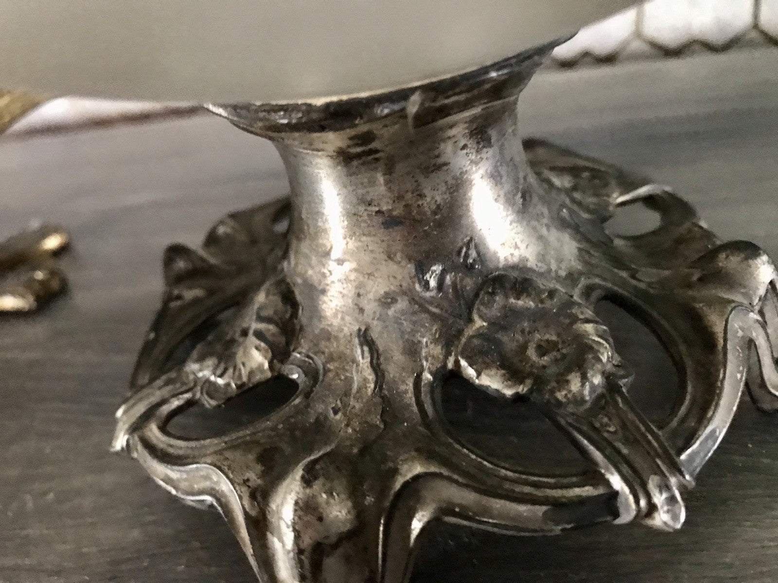 Antik Legras Karaffe Dekanter Schankkrug Glas versilbert Montur bemalt