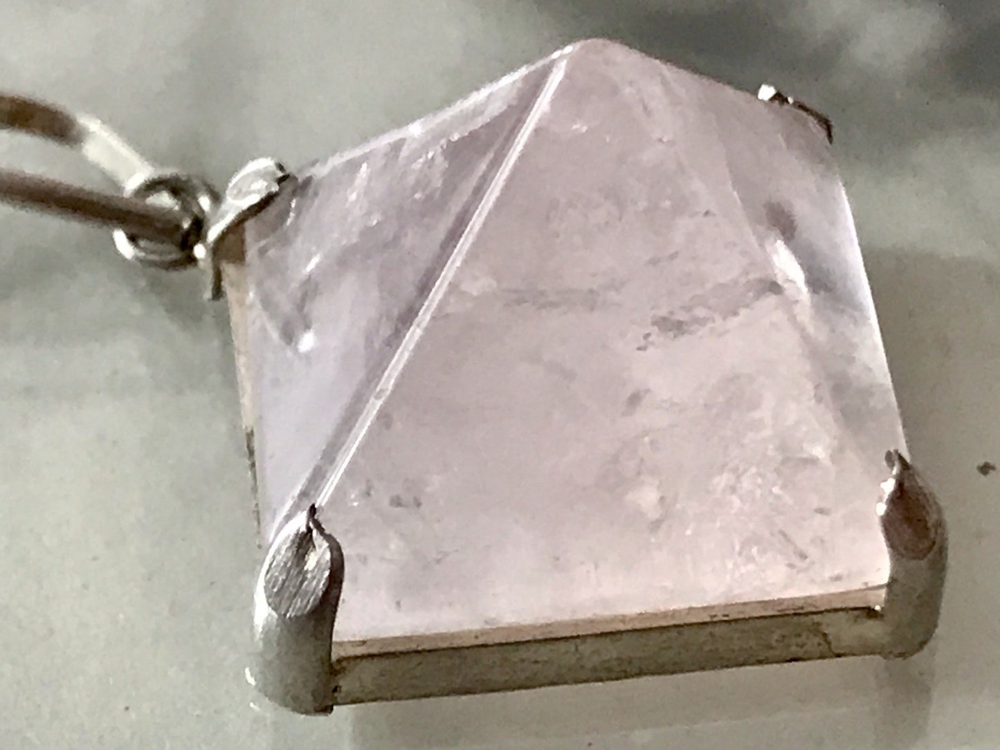 Anhänger Silber Halskette Anhänger Rosenquarz Pyramide Herzaktivierer