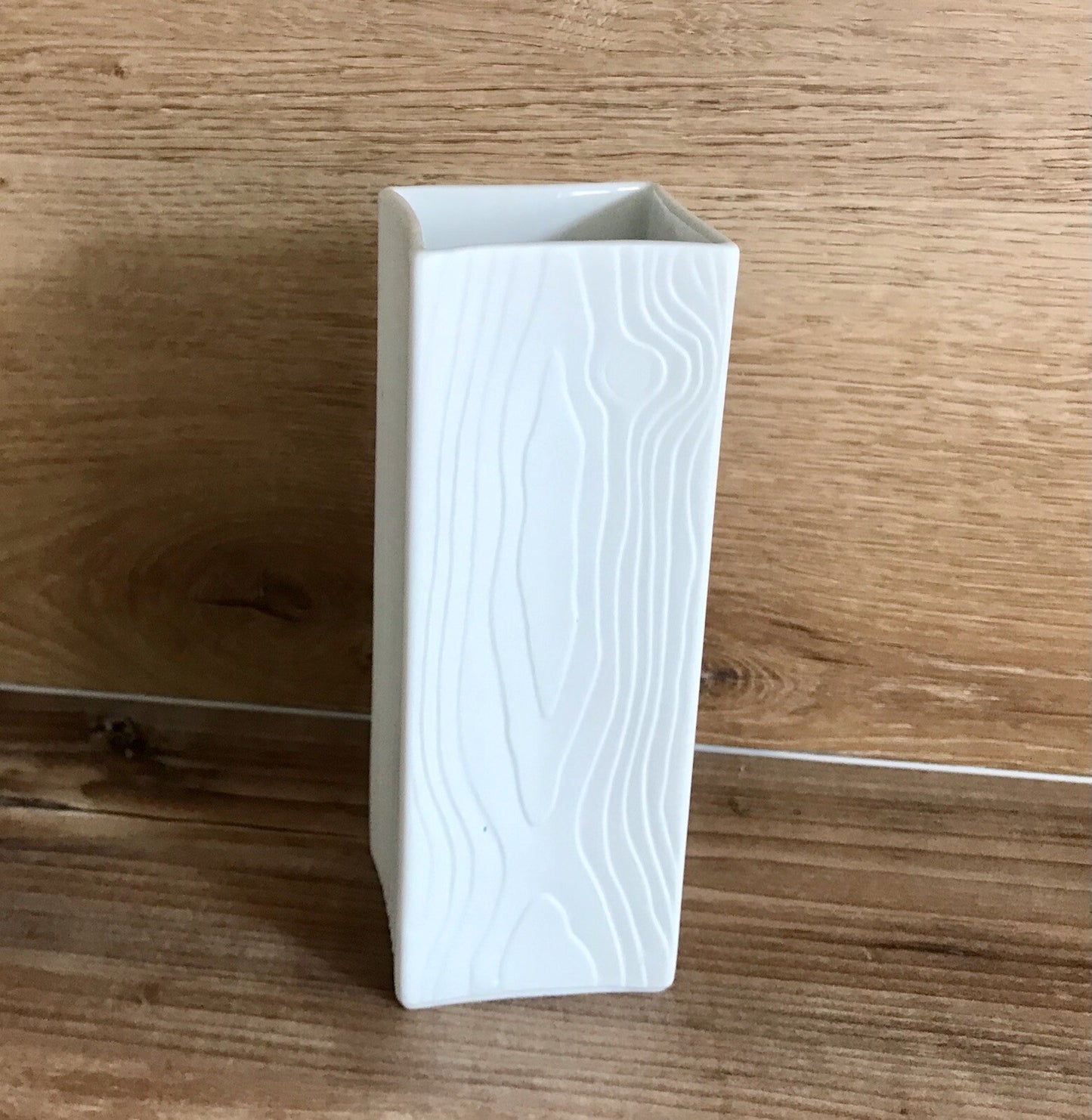 Vintage 60er Bisquit Porzellan Vase OpArt Seltmann Bavaria Holstruktur weiß