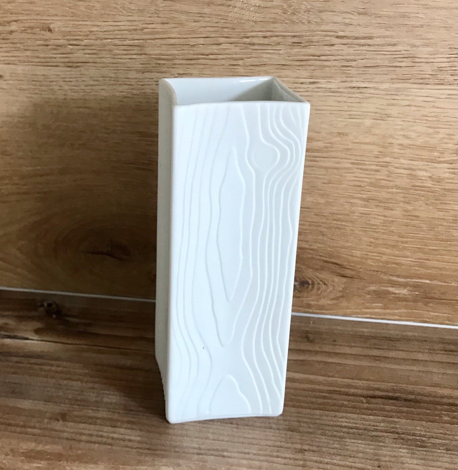 Vintage 60er Bisquit Porzellan Vase OpArt Seltmann Bavaria Holstruktur weiß