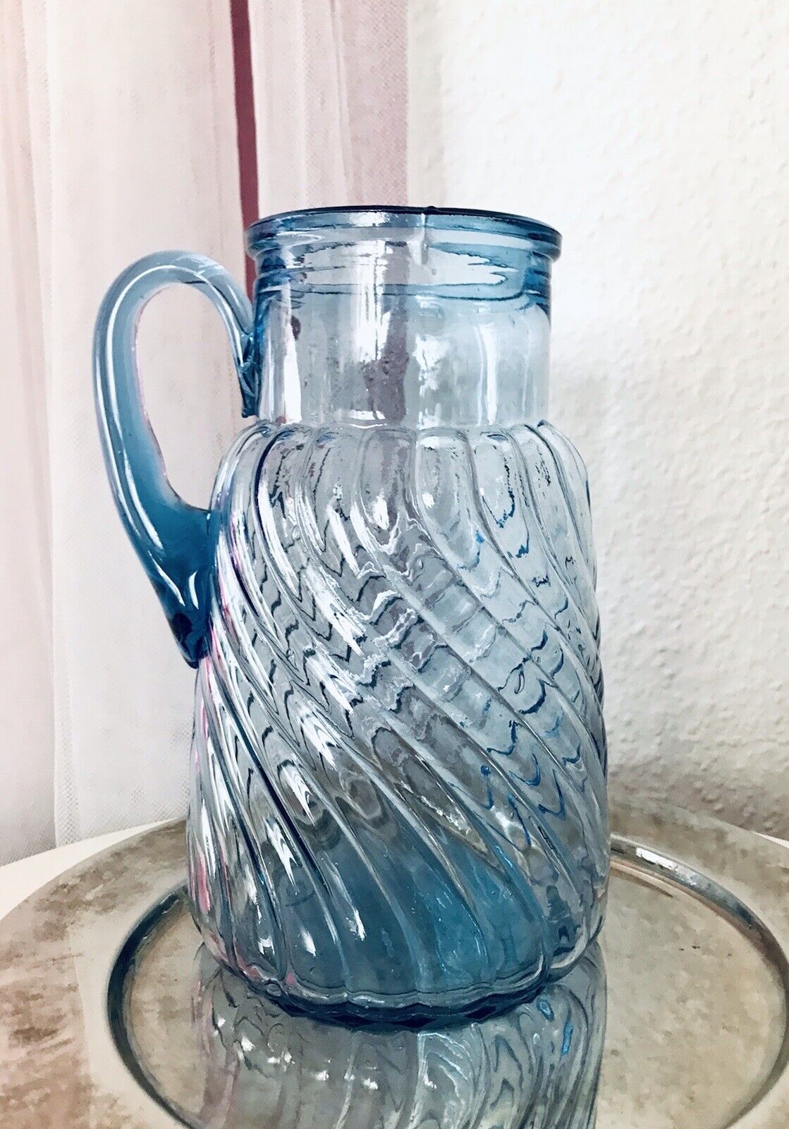 Antik Art Déco Kanne Krug Glaskrug Karaffe Glas blau Walzenmuster