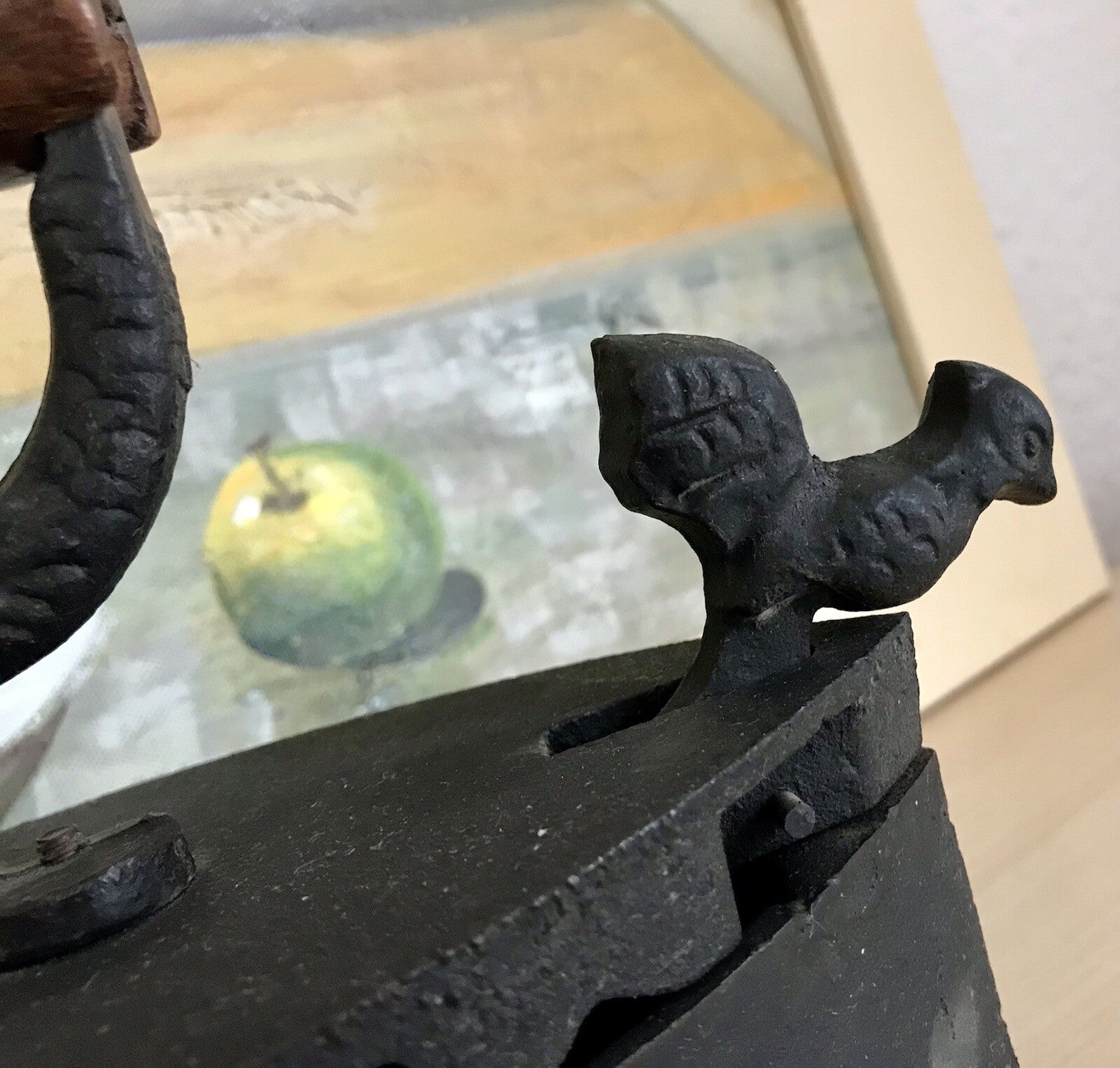 Antik? alt Bügeleisen vermutlich französisch mit Hahnriegel