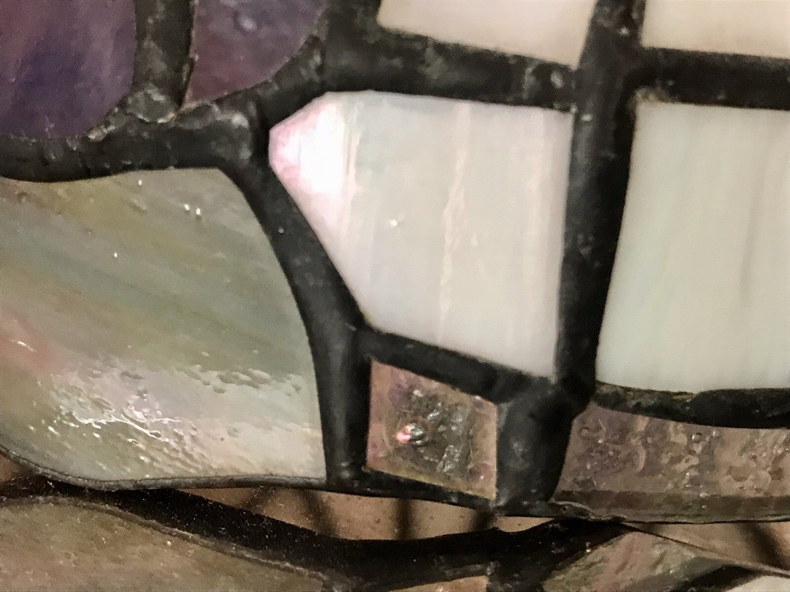 Antik? alt Glasschirm Lampenschirm Tiffany-Technik irisierendes Glas 2 Blumen