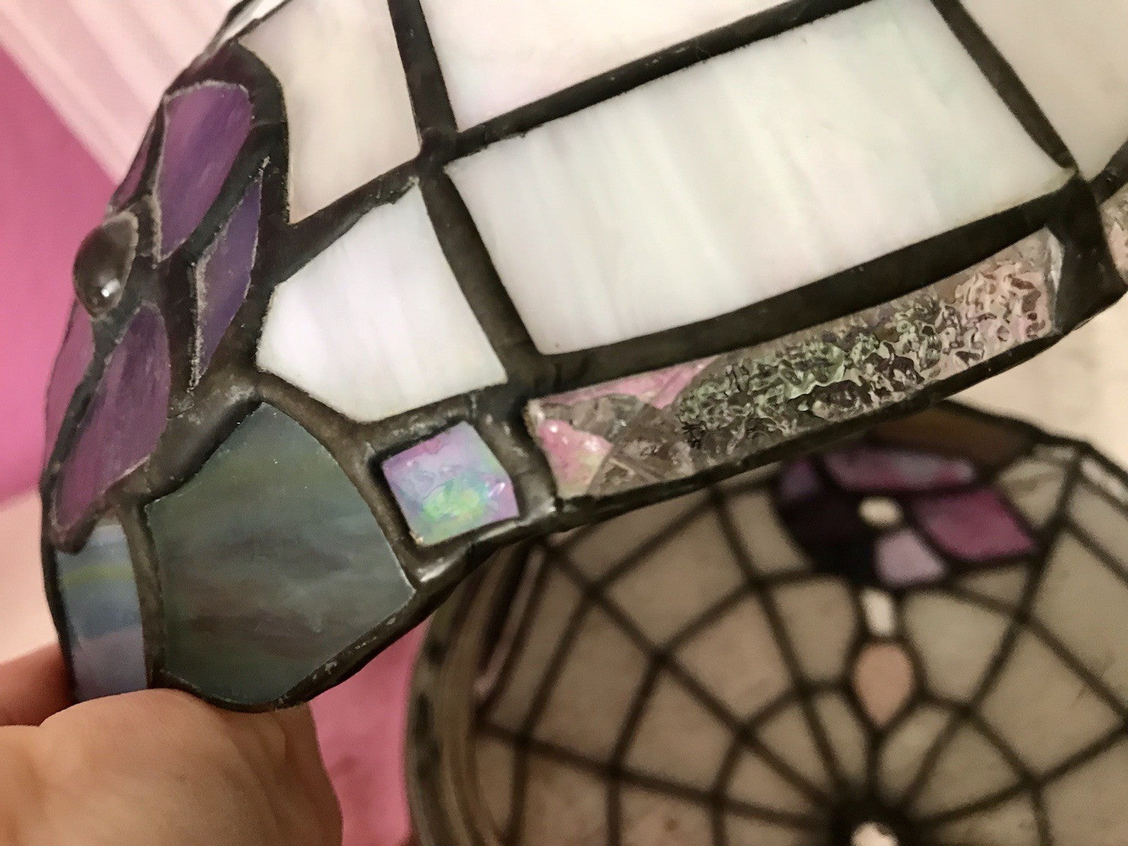 Antik? alt Glasschirm Lampenschirm Tiffany-Technik irisierendes Glas 2 Blumen
